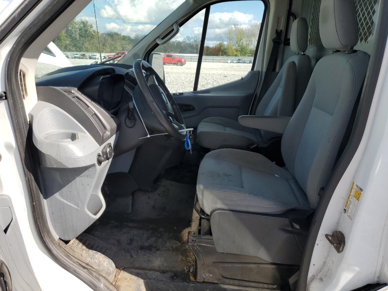 2015 Ford Transit T-250 VIN: 1FTNR2CM0FKA99048 Lot: 85722615