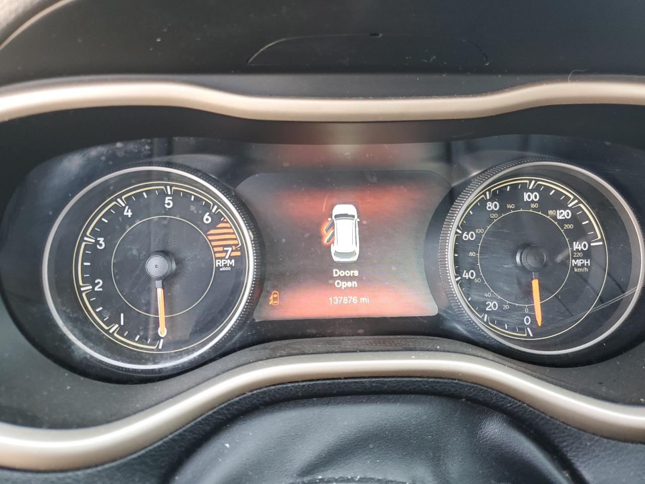 2017 Jeep Cherokee Limited VIN: 1C4PJLDB2HW522467 Lot: 84916985