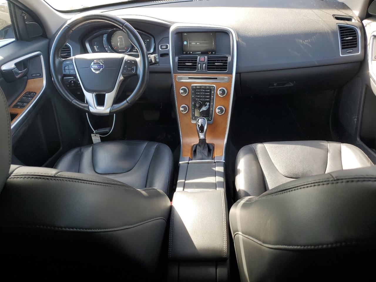 YV440MRU7H2092025 VOLVO XC60 2017 BLACK Photo 8