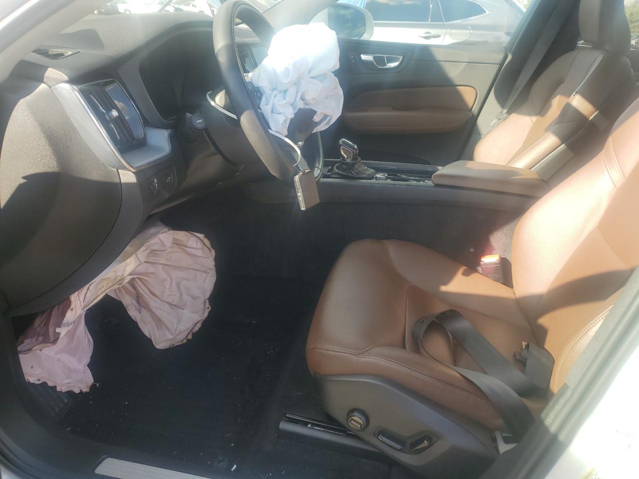 2020 Volvo Xc60 T5 Momentum VIN: YV4102RK0L1561430 Lot: 89461765