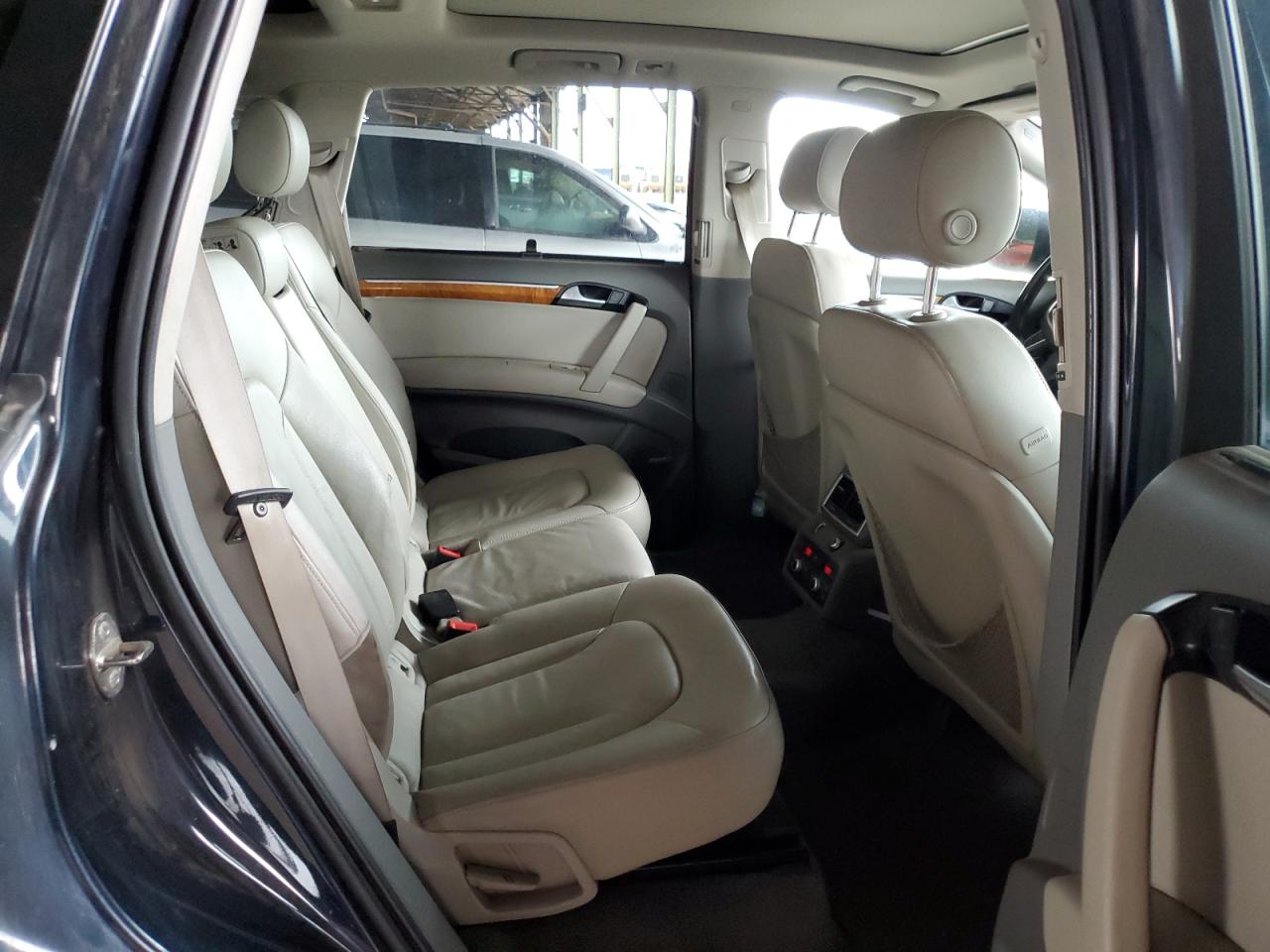 2010 Audi Q7 Premium Plus VIN: WA1LMBFE0AD003419 Lot: 86534075
