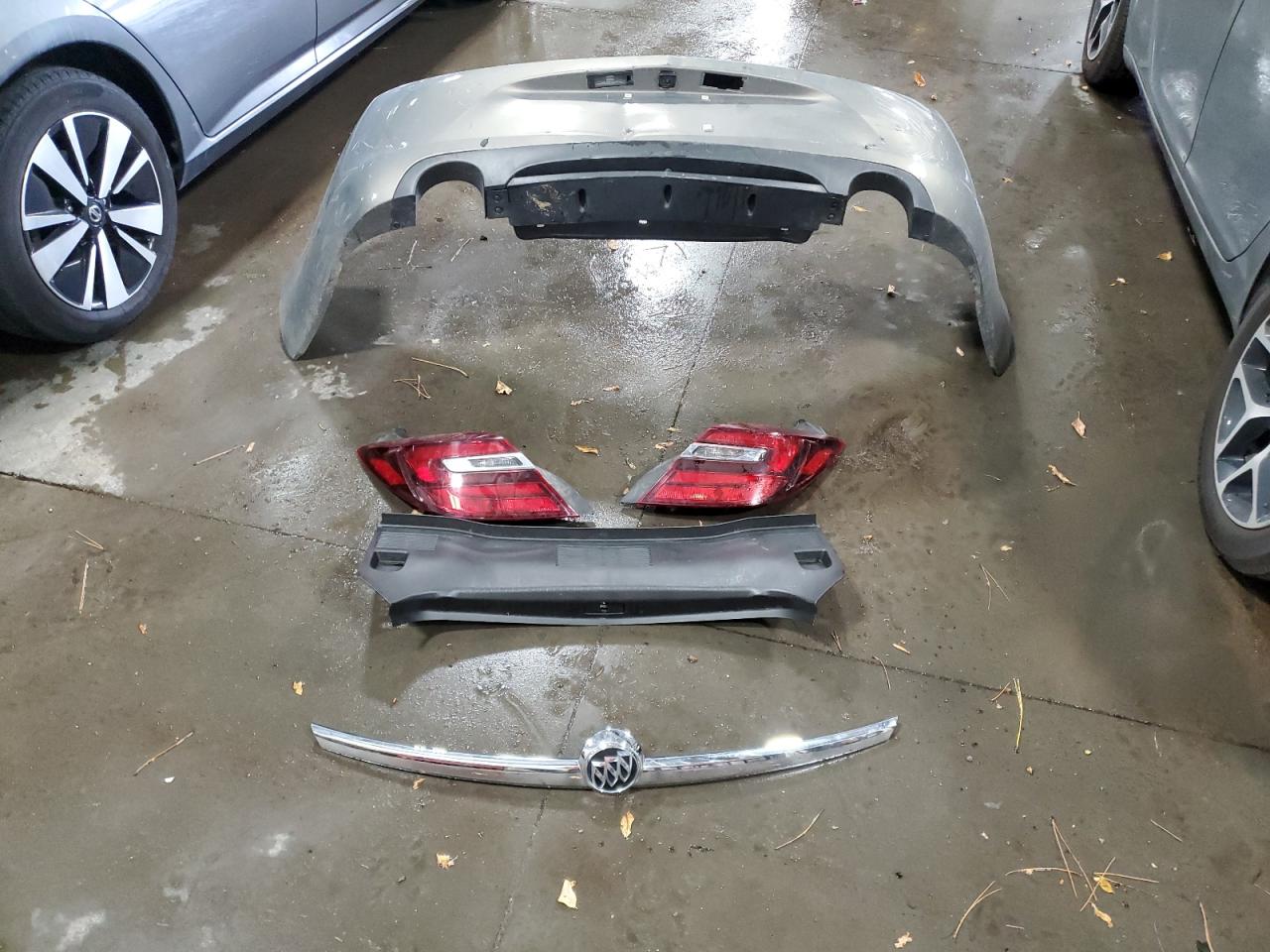 2017 Buick Regal Sport Touring VIN: 2G4GL5EX3H9128576 Lot: 85545405