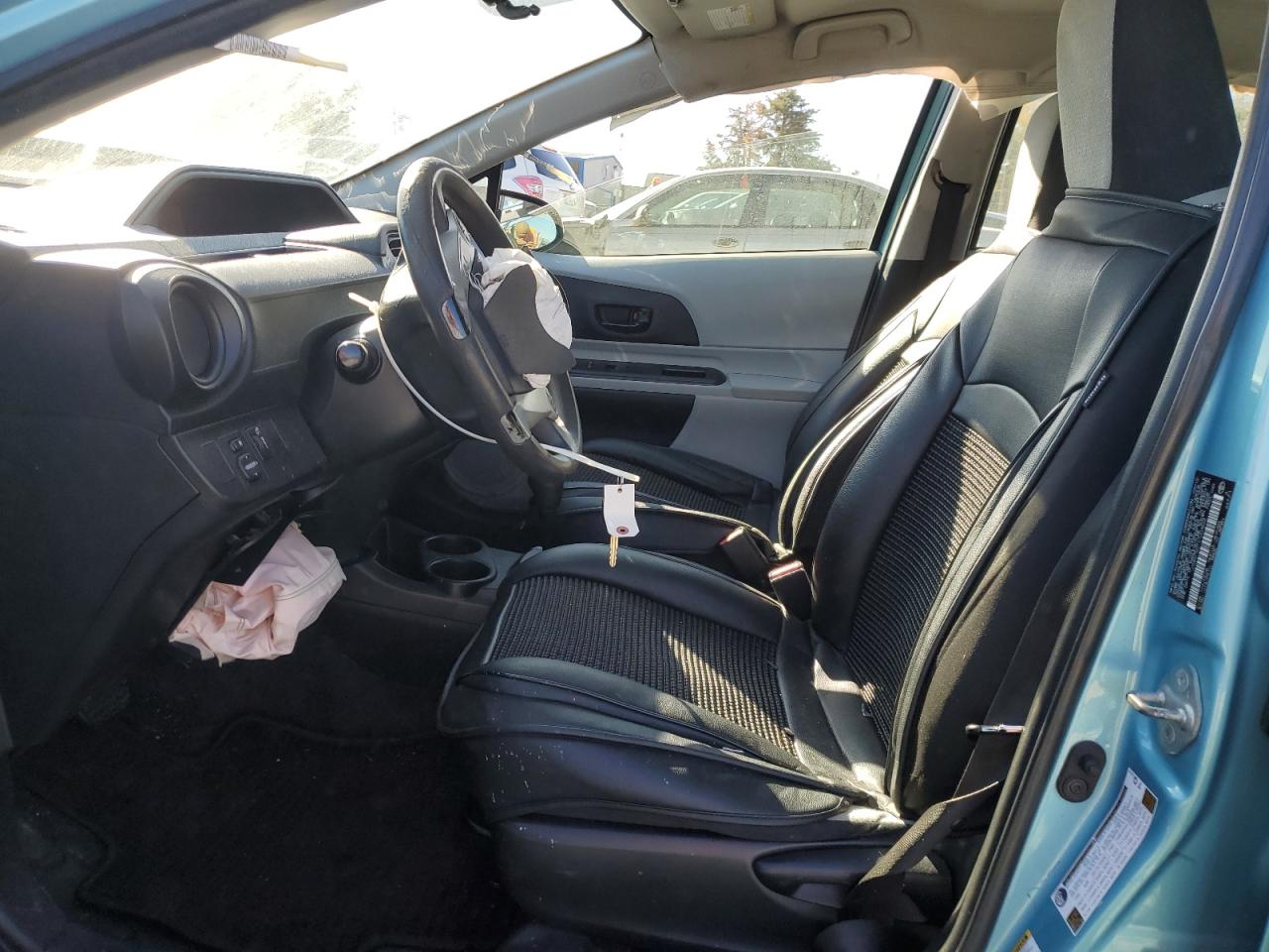 2012 Toyota Prius C VIN: JTDKDTB31C1003624 Lot: 82722555