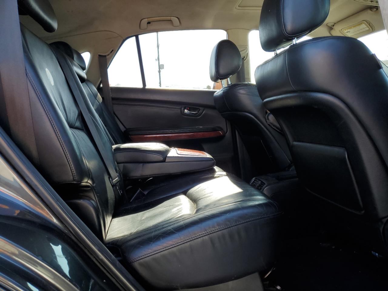 2004 Lexus Rx 330 VIN: JTJGA31U440015070 Lot: 85782745