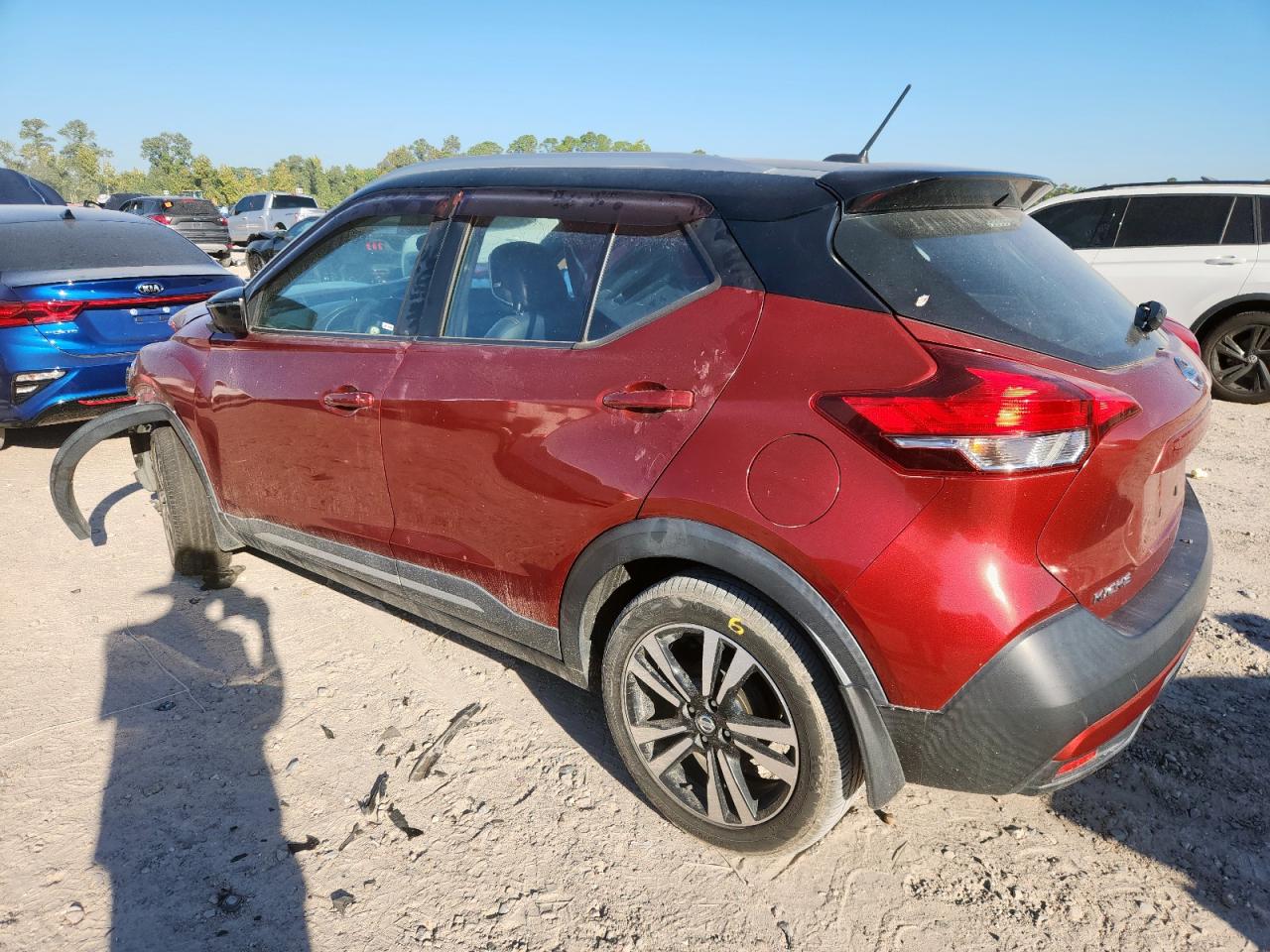2019 Nissan Kicks S red null gas 3N1CP5CU4KL537015 photo #3