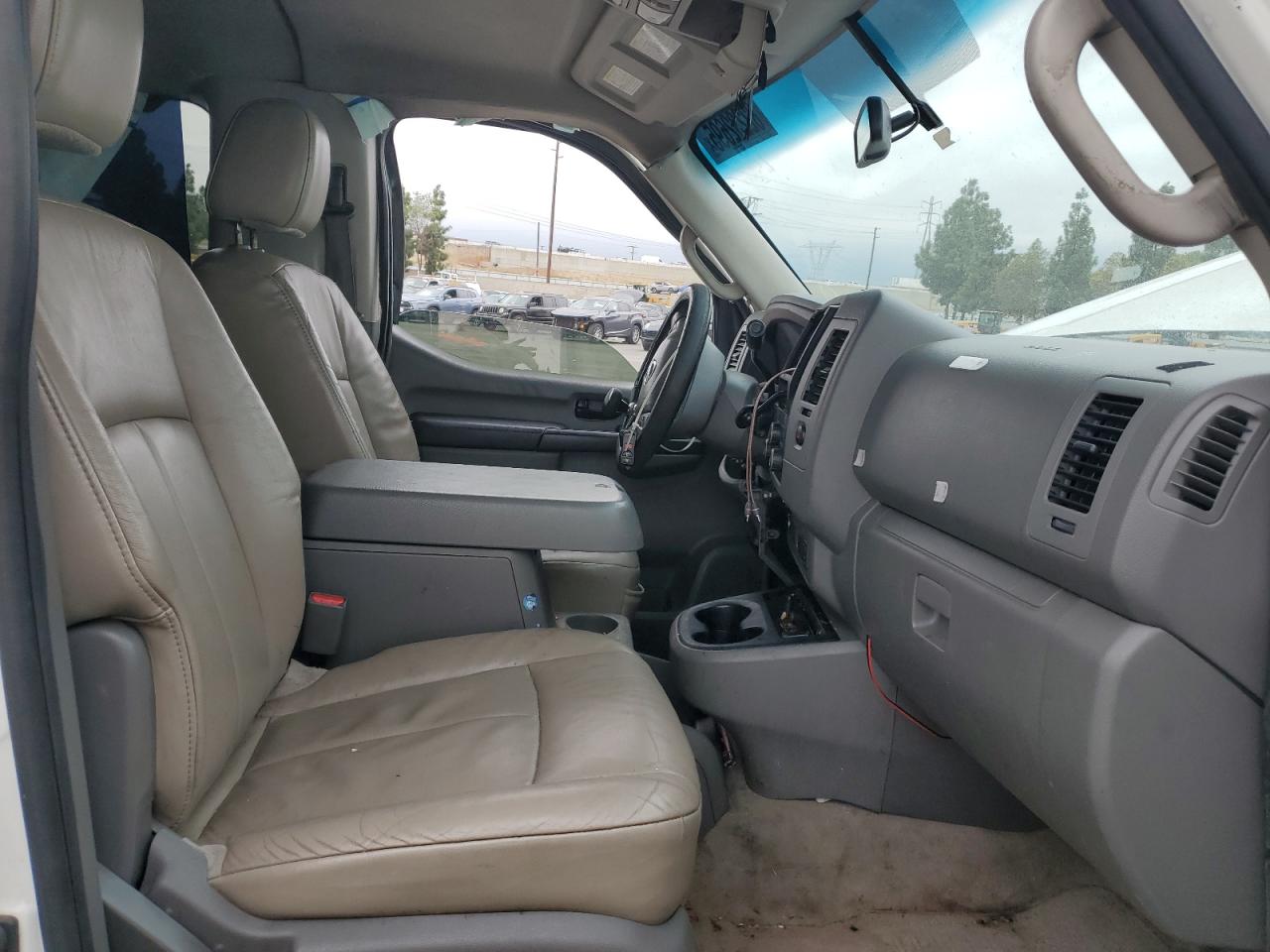2015 Nissan Nv 3500 S VIN: 5BZAF0AAXFN852121 Lot: 82232695