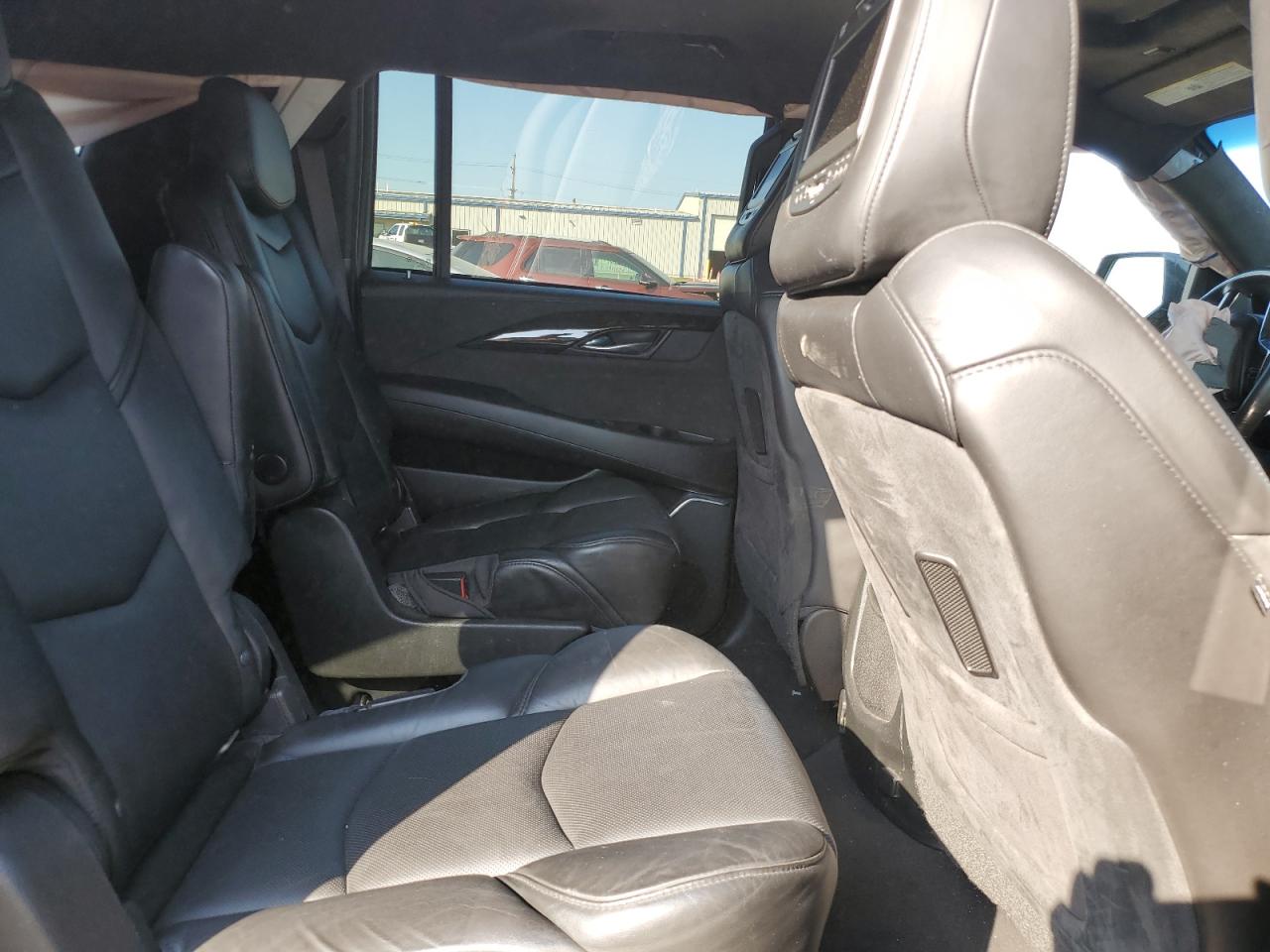 2016 Cadillac Escalade Esv Platinum VIN: 1GYS4KKJ2GR457617 Lot: 85132045