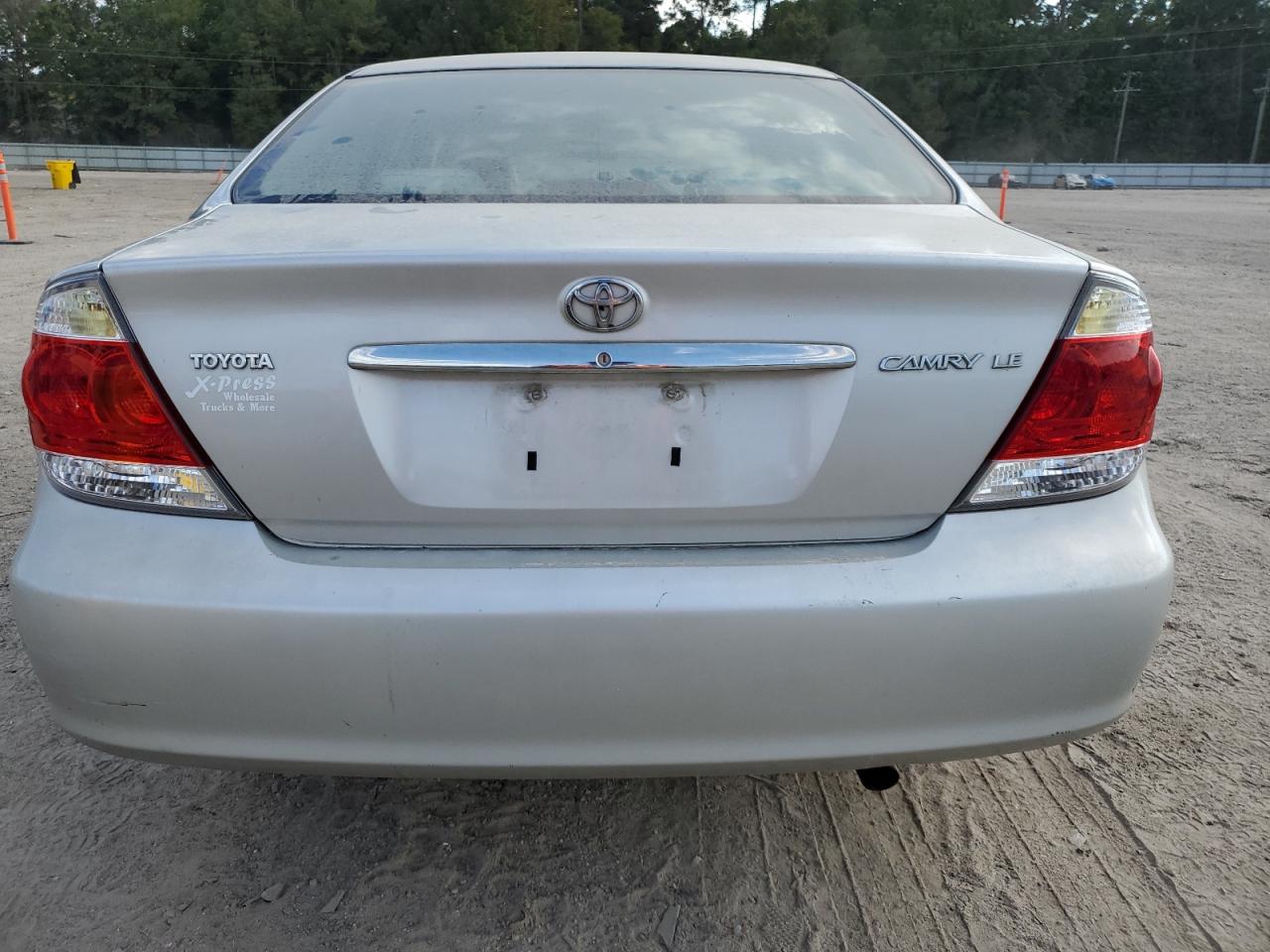 2005 Toyota Camry Le VIN: 4T1BE32K75U408405 Lot: 84635945