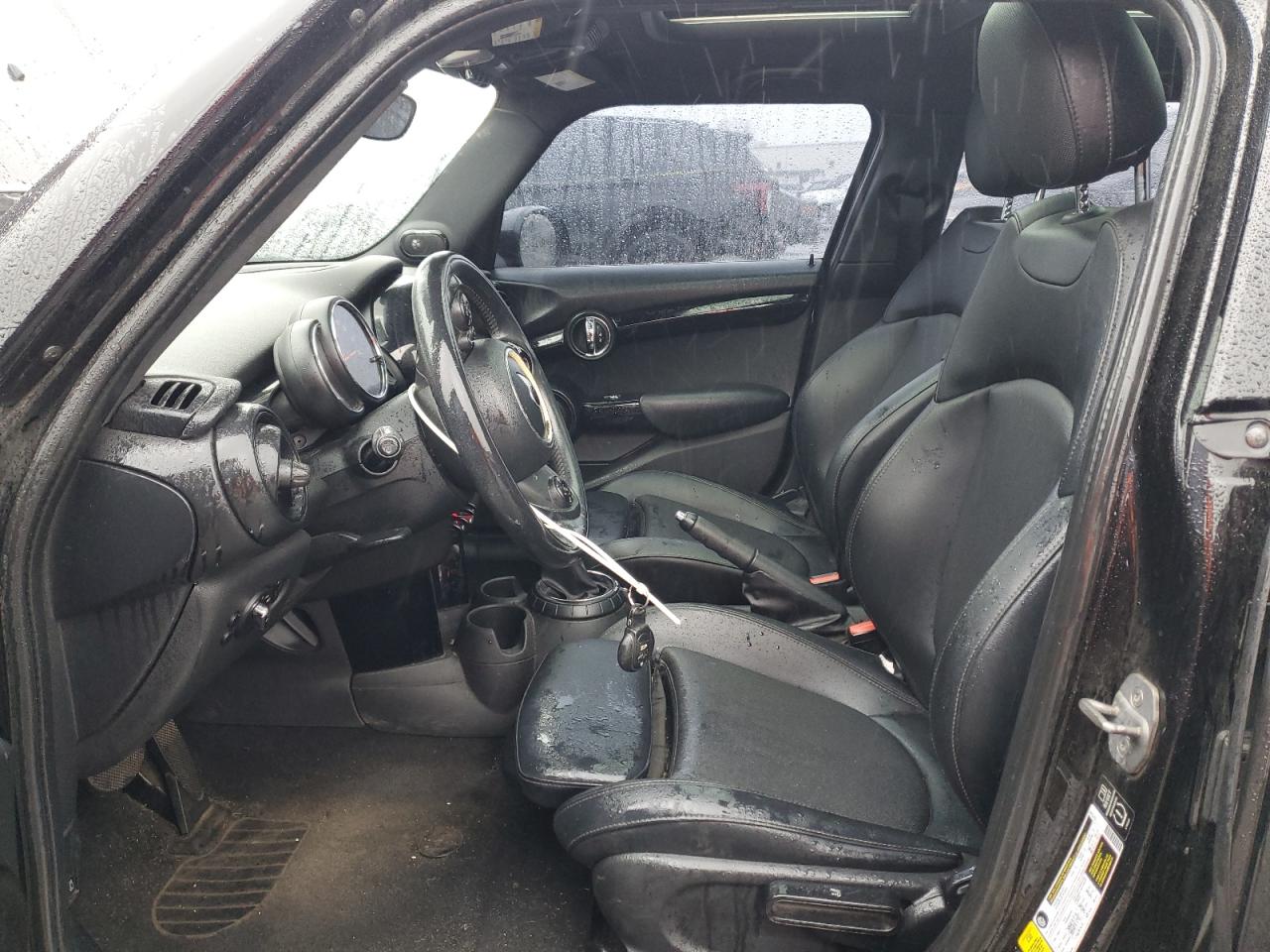 2015 Mini Cooper VIN: WMWXS5C54FT827016 Lot: 90229175