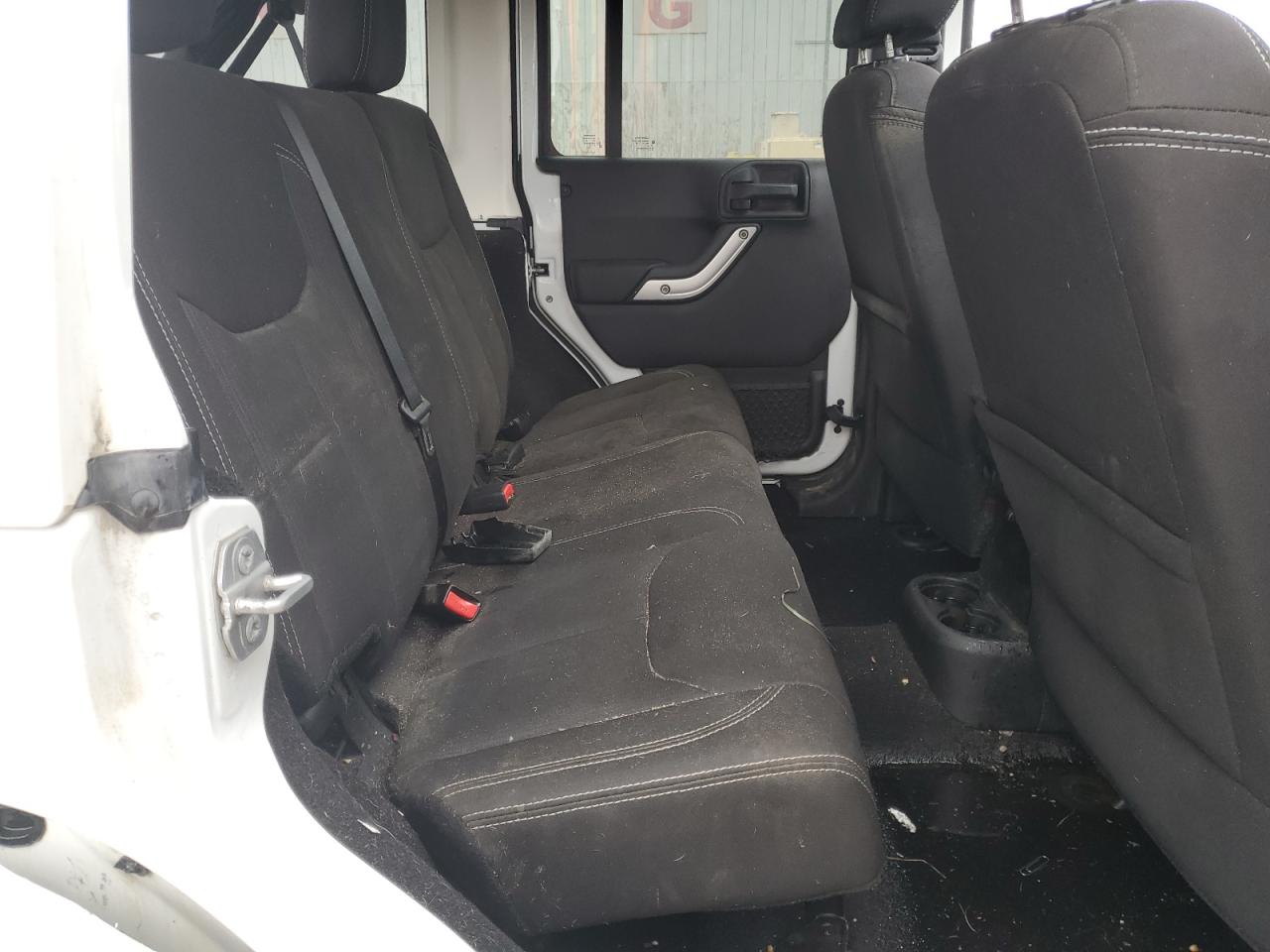 2015 Jeep Wrangler Unlimited Sahara VIN: 1C4BJWEG6FL599993 Lot: 82260735