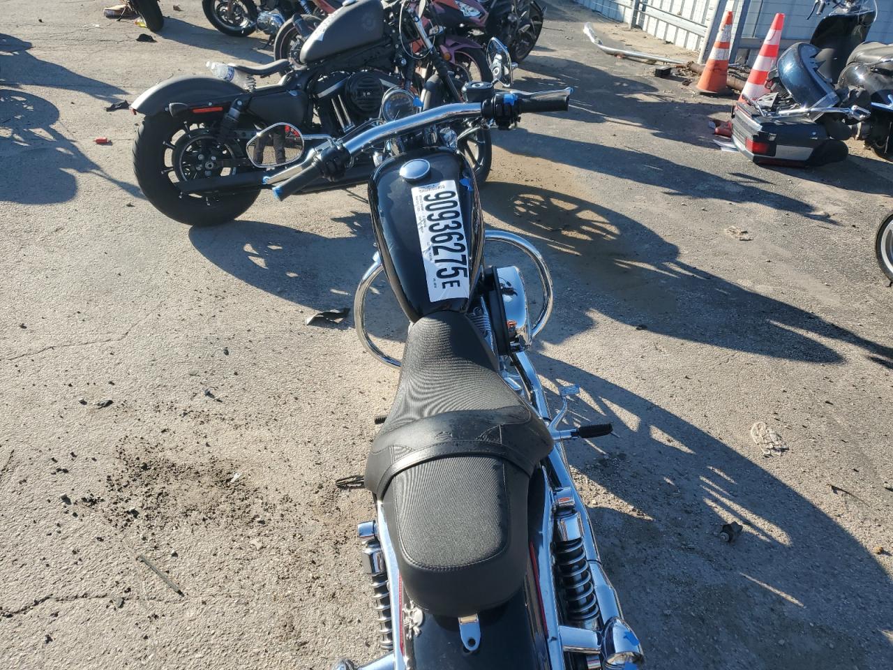 2007 Harley-Davidson Xl883 L VIN: 1HD4CR2187K400551 Lot: 90936275