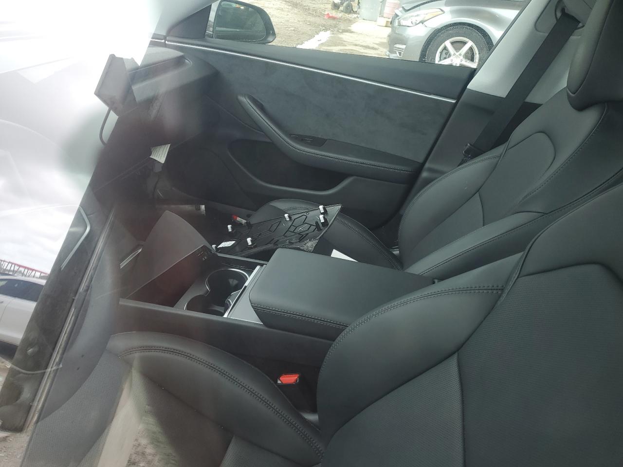 2025 Tesla Model 3 VIN: 5YJ3E1EB5SF890028 Lot: 84789045