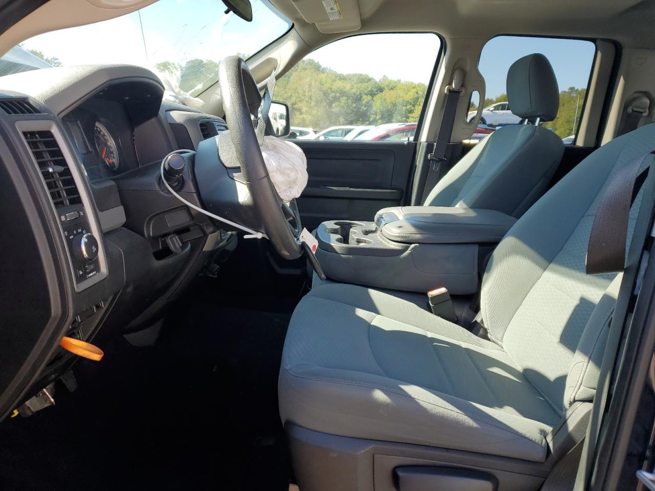 2019 Ram 1500 Classic Tradesman VIN: 1C6RR7FG3KS506463 Lot: 84377025