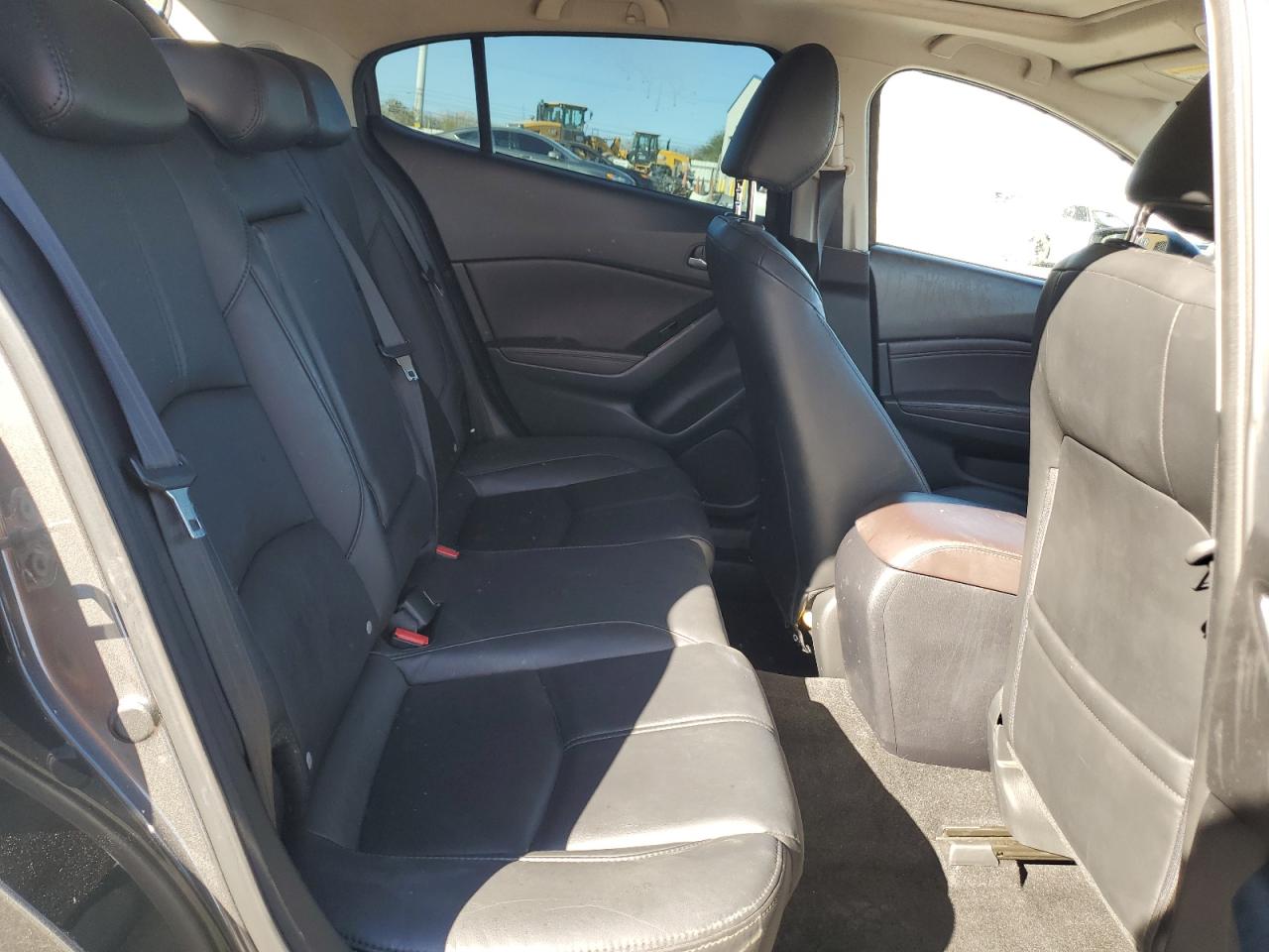 2018 Mazda 3 Touring VIN: 3MZBN1L38JM256873 Lot: 89577655