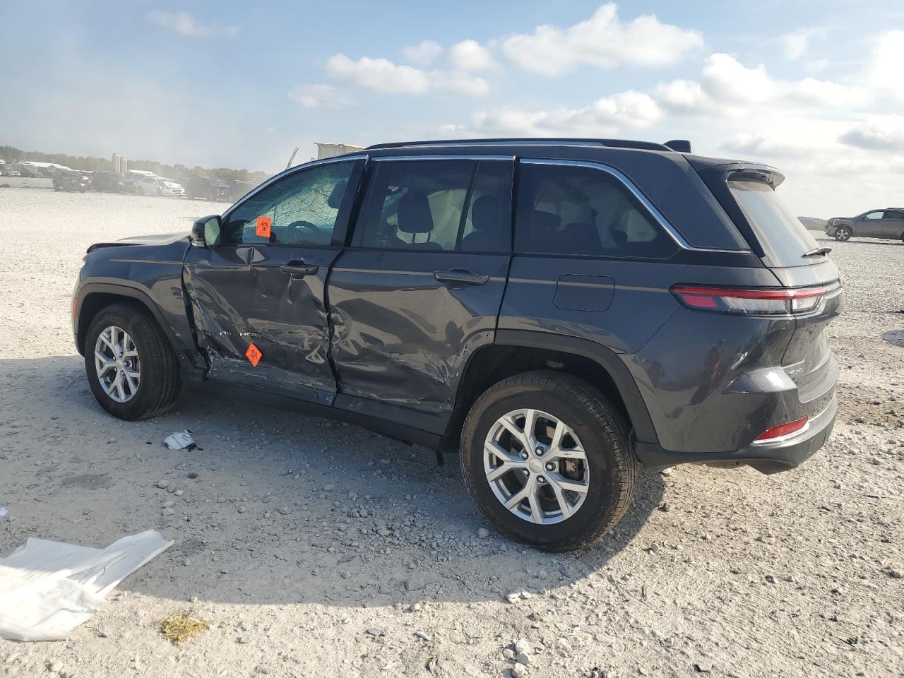 2023 Jeep Grand Cherokee Limited VIN: 1C4RJHBG9P8910402 Lot: 82447455