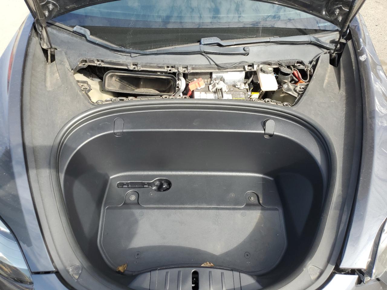 2019 Tesla Model 3 VIN: 5YJ3E1EB0KF413538 Lot: 84941565