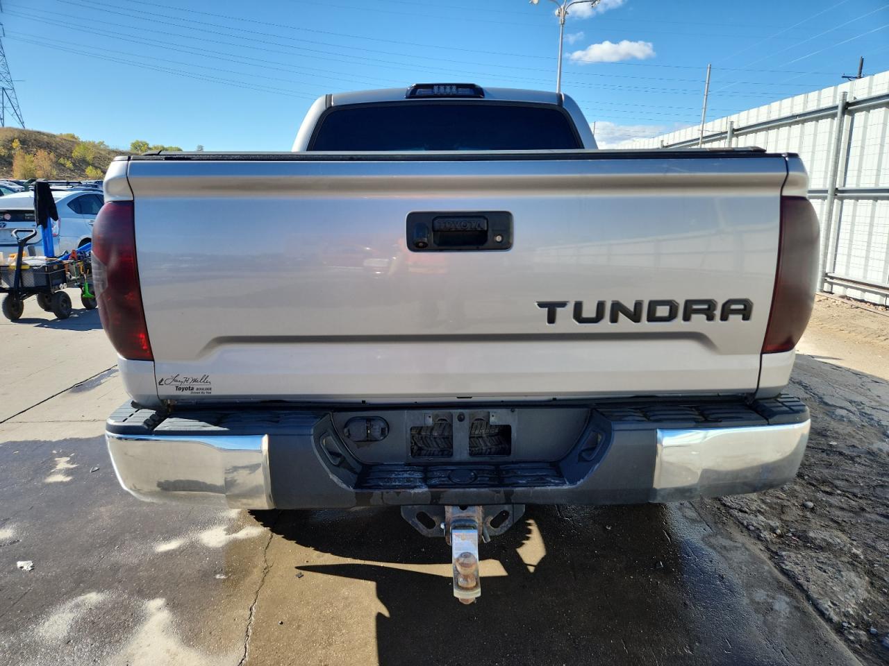 2015 Toyota Tundra Crewmax Limited VIN: 5TFHW5F11FX428657 Lot: 86285615