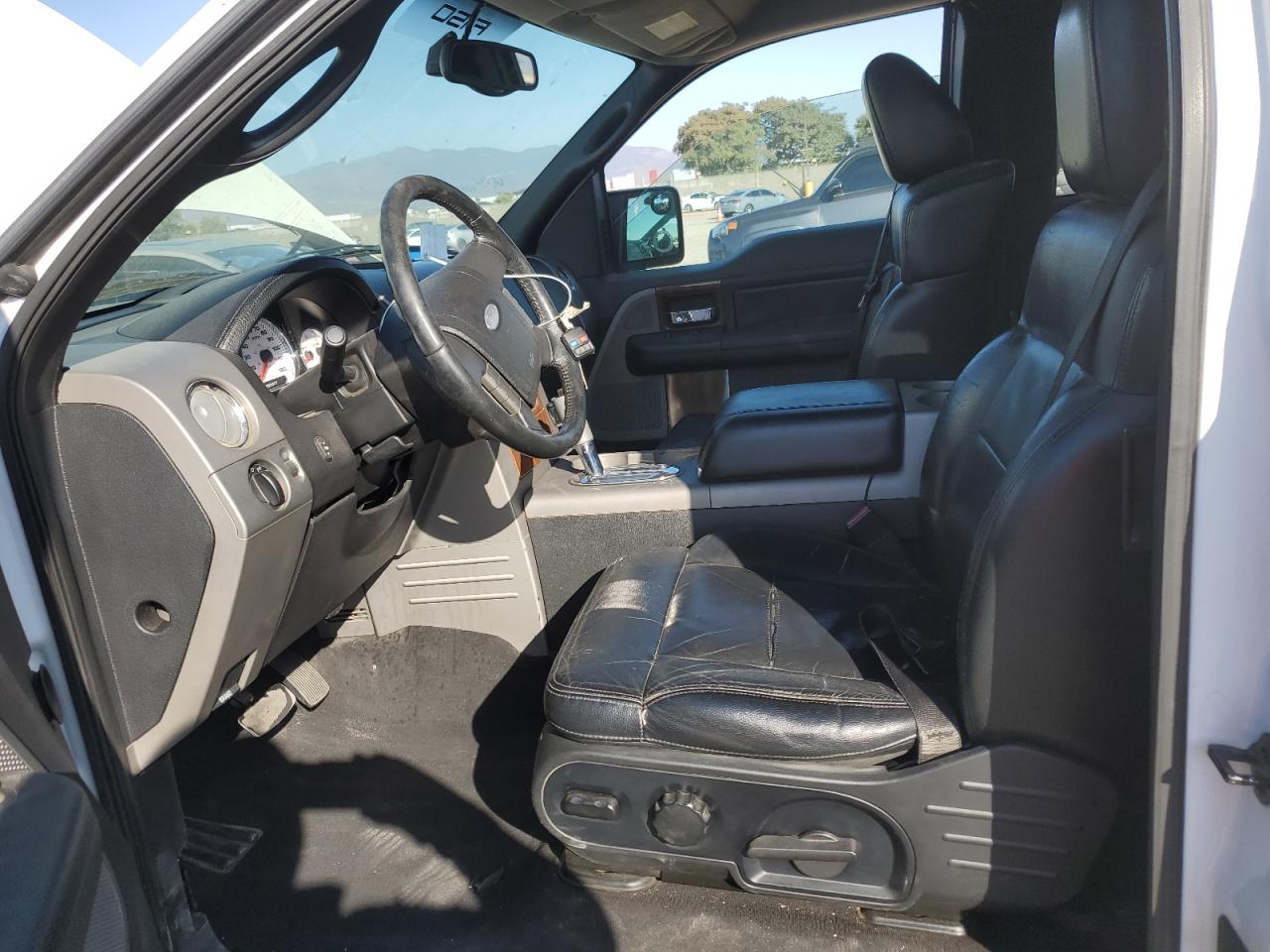 2004 Ford F150 VIN: 1FTPX12564NB22105 Lot: 85840415