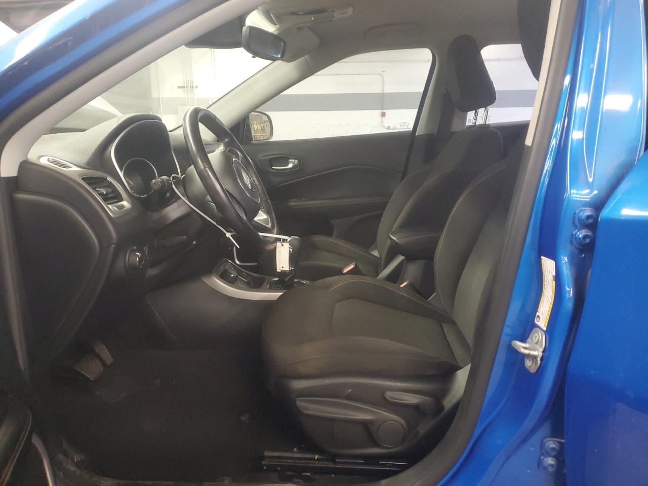 2021 Jeep Compass Sport VIN: 3C4NJDAB0MT551192 Lot: 80180895