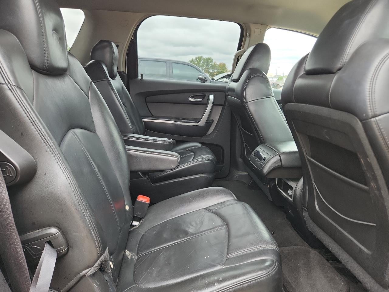 2008 GMC Acadia Slt-2 VIN: 1GKER337X8J288271 Lot: 82762475