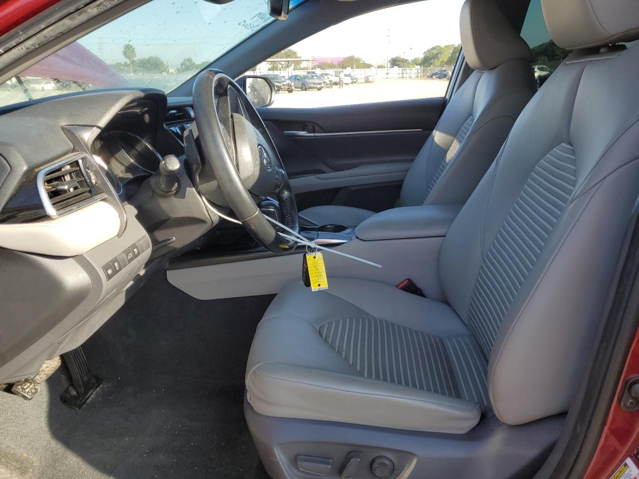 2018 Toyota Camry L VIN: 4T1B11HKXJU534520 Lot: 81851305