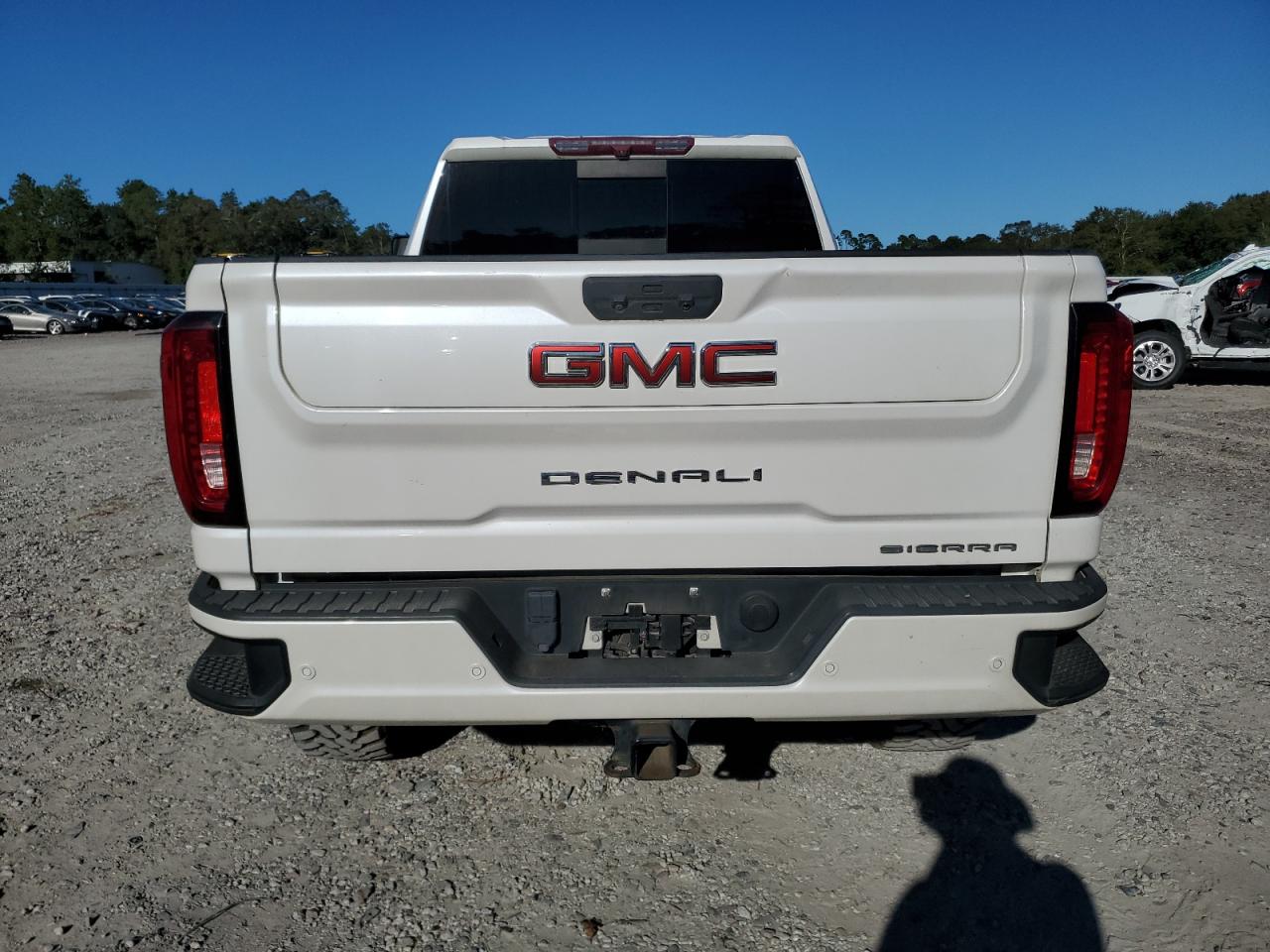 2022 GMC Sierra K2500 Denali VIN: 1GT49REY8NF108025 Lot: 81505305