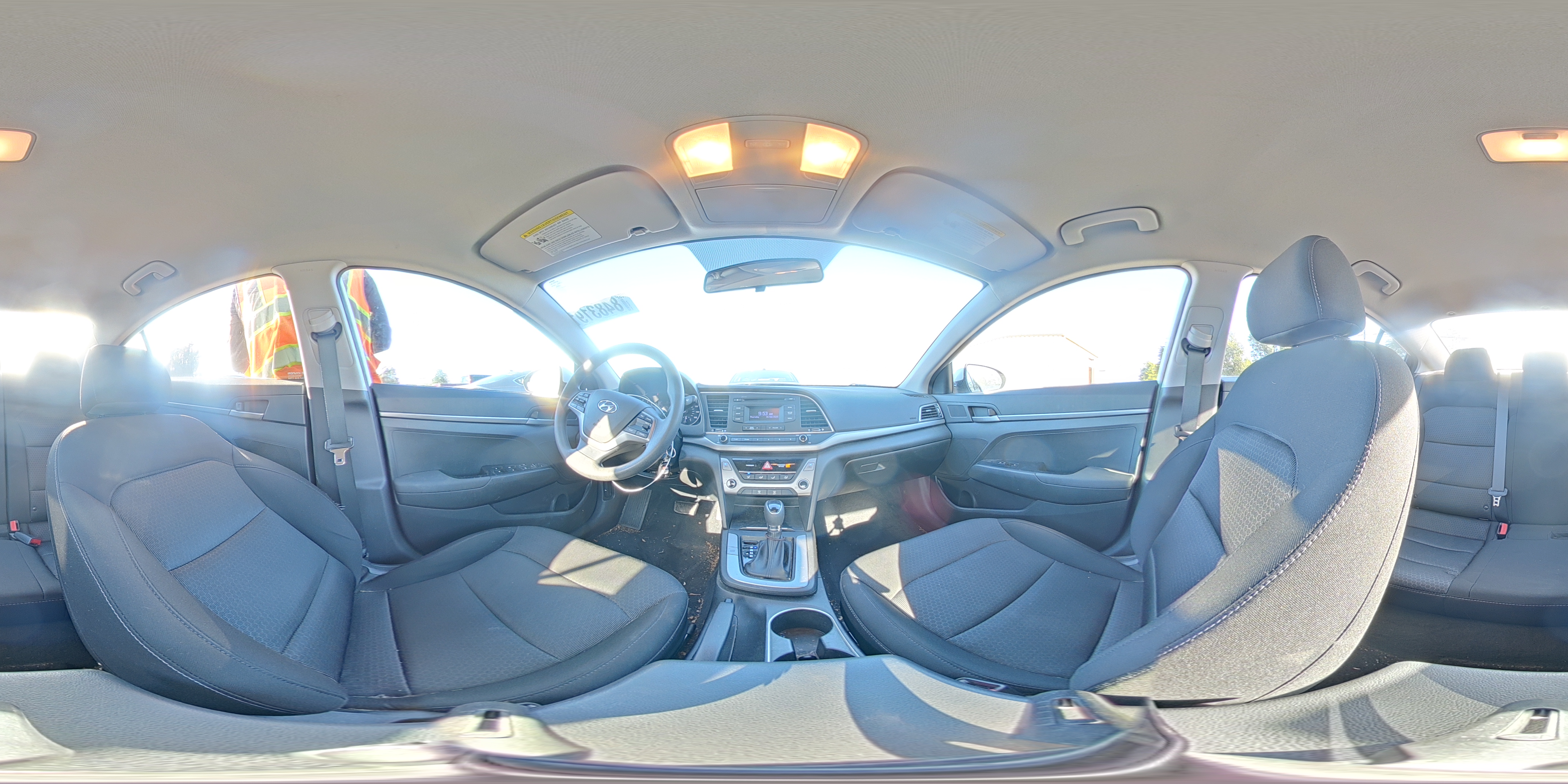 2018 Hyundai Elantra Se VIN: 5NPD74LF3JH352028 Lot: 84831915