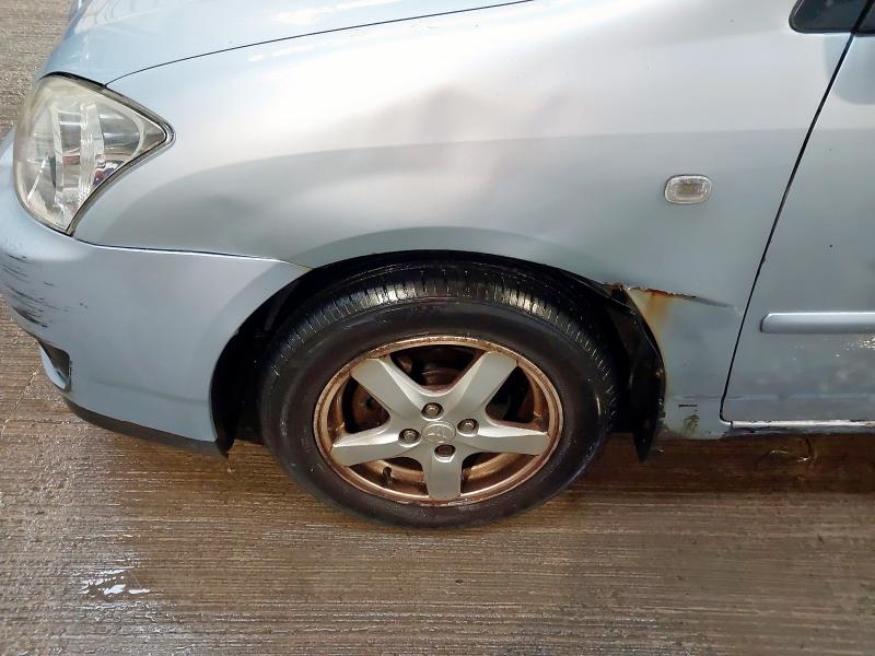 2004 TOYOTA COROLLA T3 VVTI AUTO 