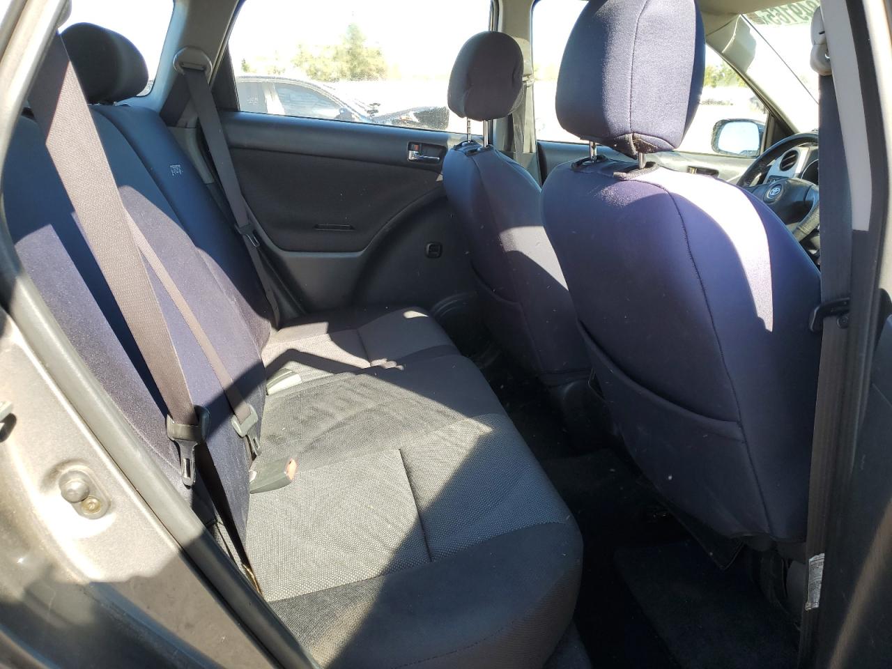 2004 Toyota Corolla Matrix Xr VIN: 2T1KR32E24C786100 Lot: 81849165