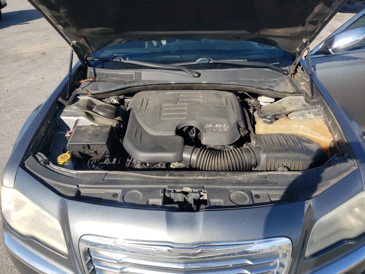 2012 Chrysler 300 Limited VIN: 2C3CCACG4CH249926 Lot: 82589595