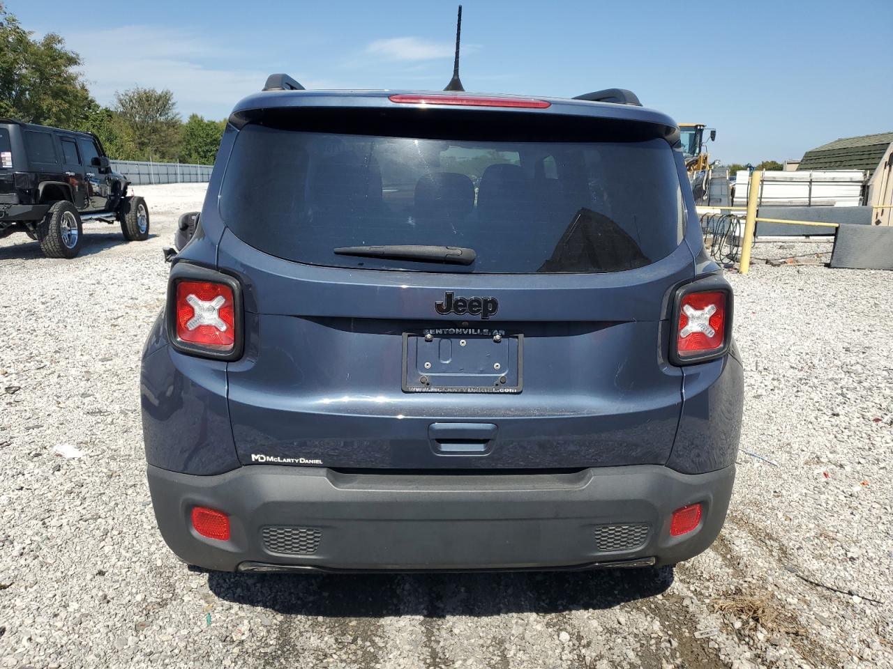 2020 Jeep Renegade Latitude VIN: ZACNJAB11LPL61330 Lot: 82291715