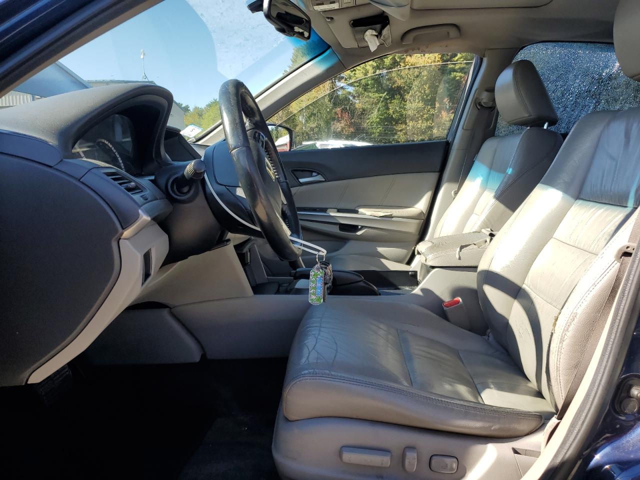 2010 Honda Accord Exl VIN: 1HGCP2F8XAA151880 Lot: 70267855