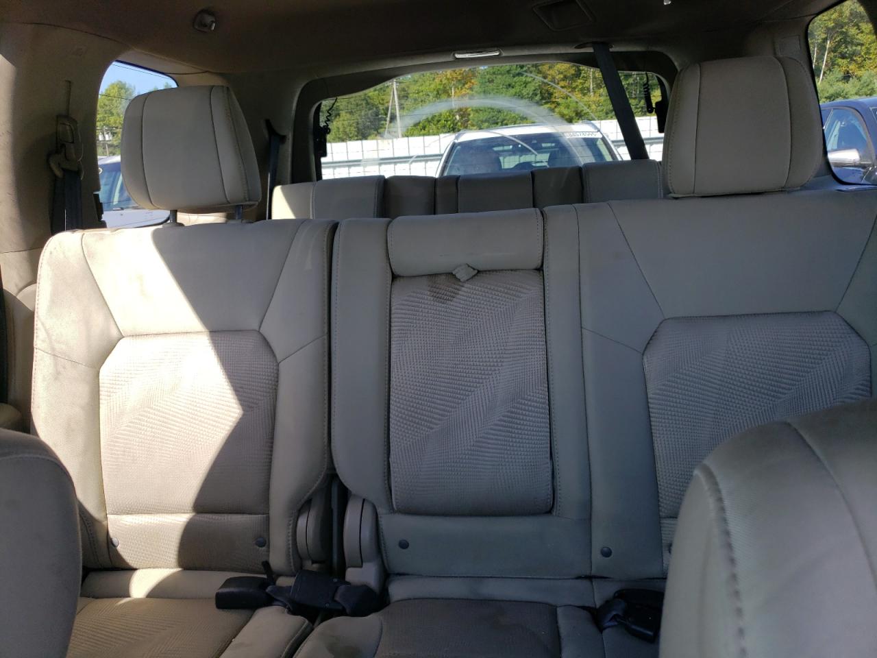 2012 Honda Pilot Lx VIN: 5FNYF4H23CB007531 Lot: 81660255