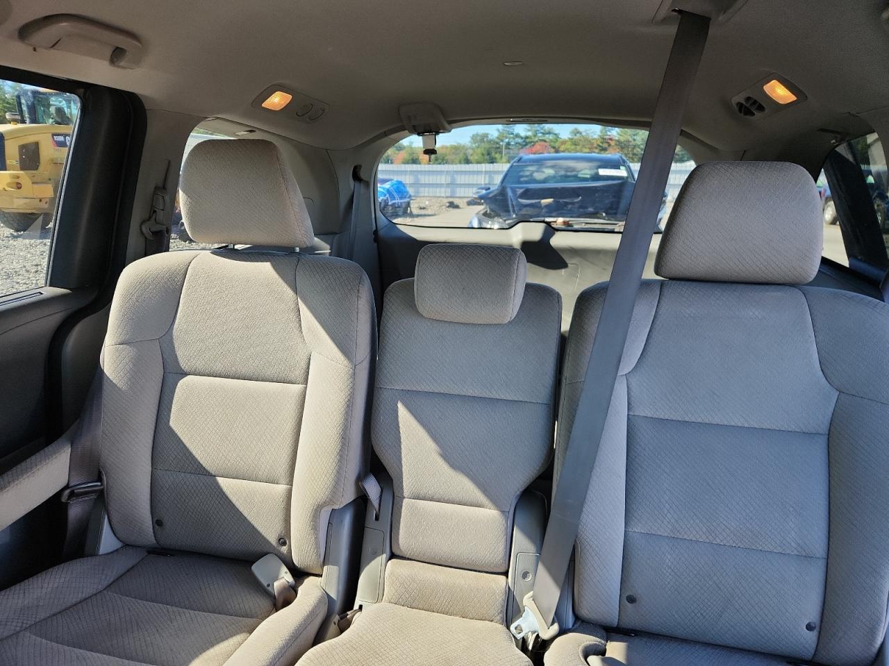 2016 Honda Odyssey Se VIN: 5FNRL5H33GB128111 Lot: 85295715