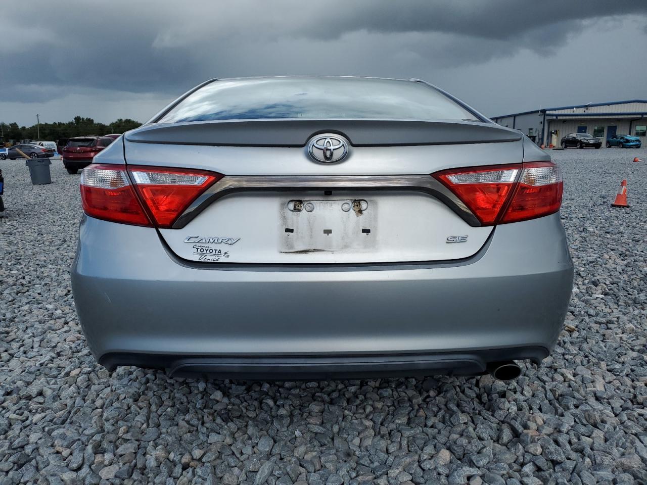 2015 Toyota Camry Le VIN: 4T1BF1FK1FU898319 Lot: 84946925
