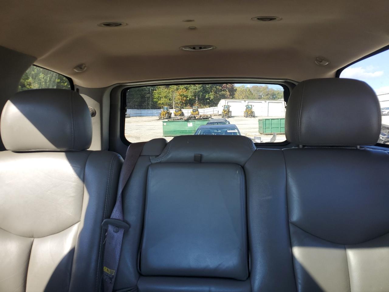 2005 Chevrolet Tahoe K1500 VIN: 1GNEK13T35R154174 Lot: 90570415