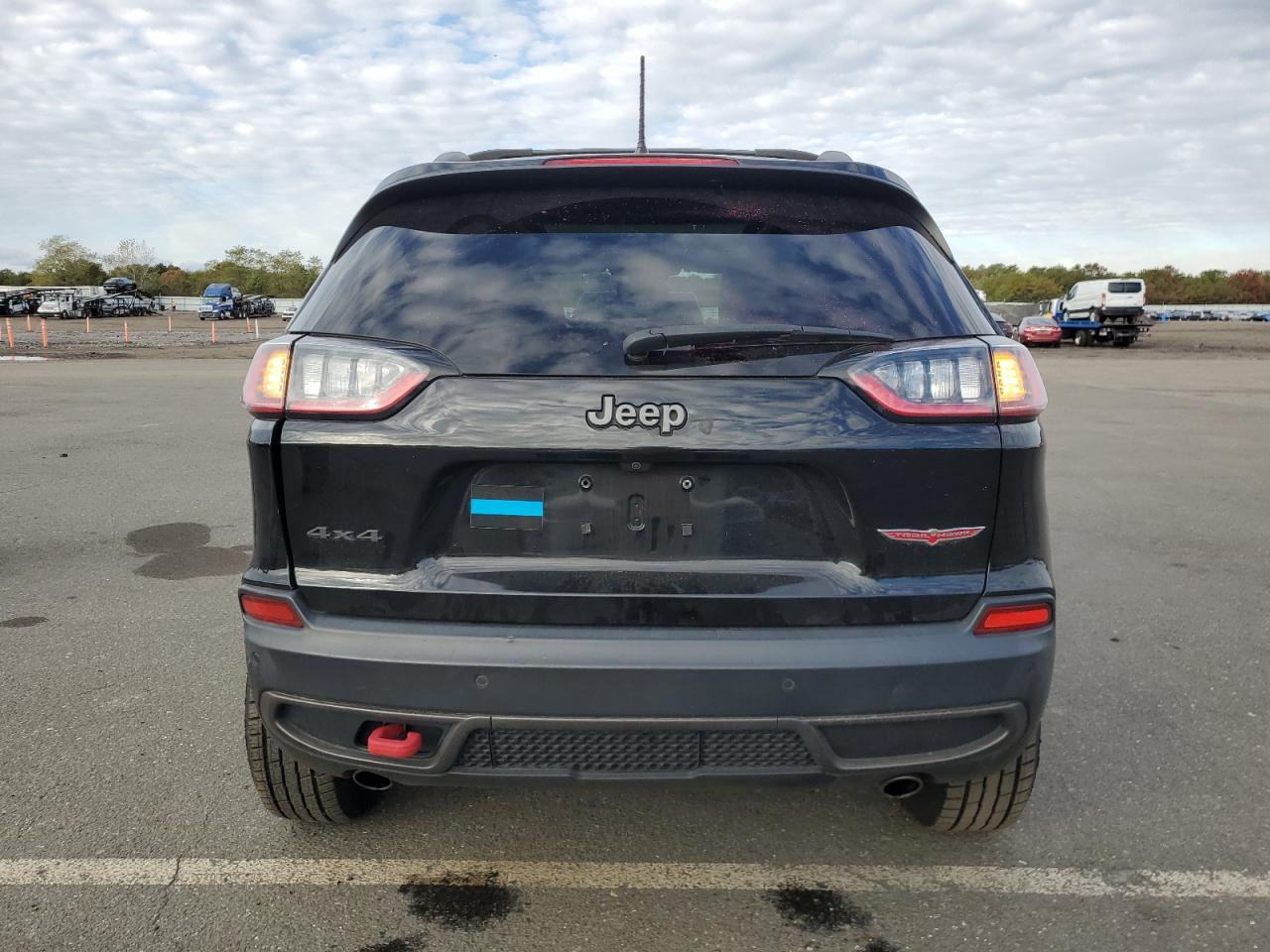 2019 Jeep Cherokee Trailhawk VIN: 1C4PJMBX0KD147380 Lot: 82561745