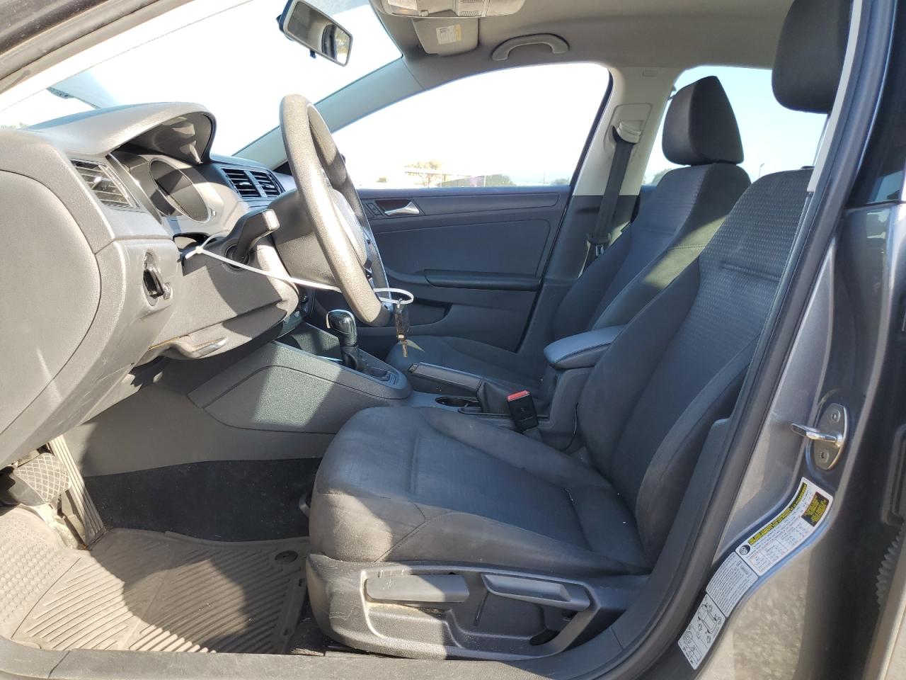 2015 Volkswagen Jetta Base VIN: 3VW2K7AJ0FM295736 Lot: 82437505