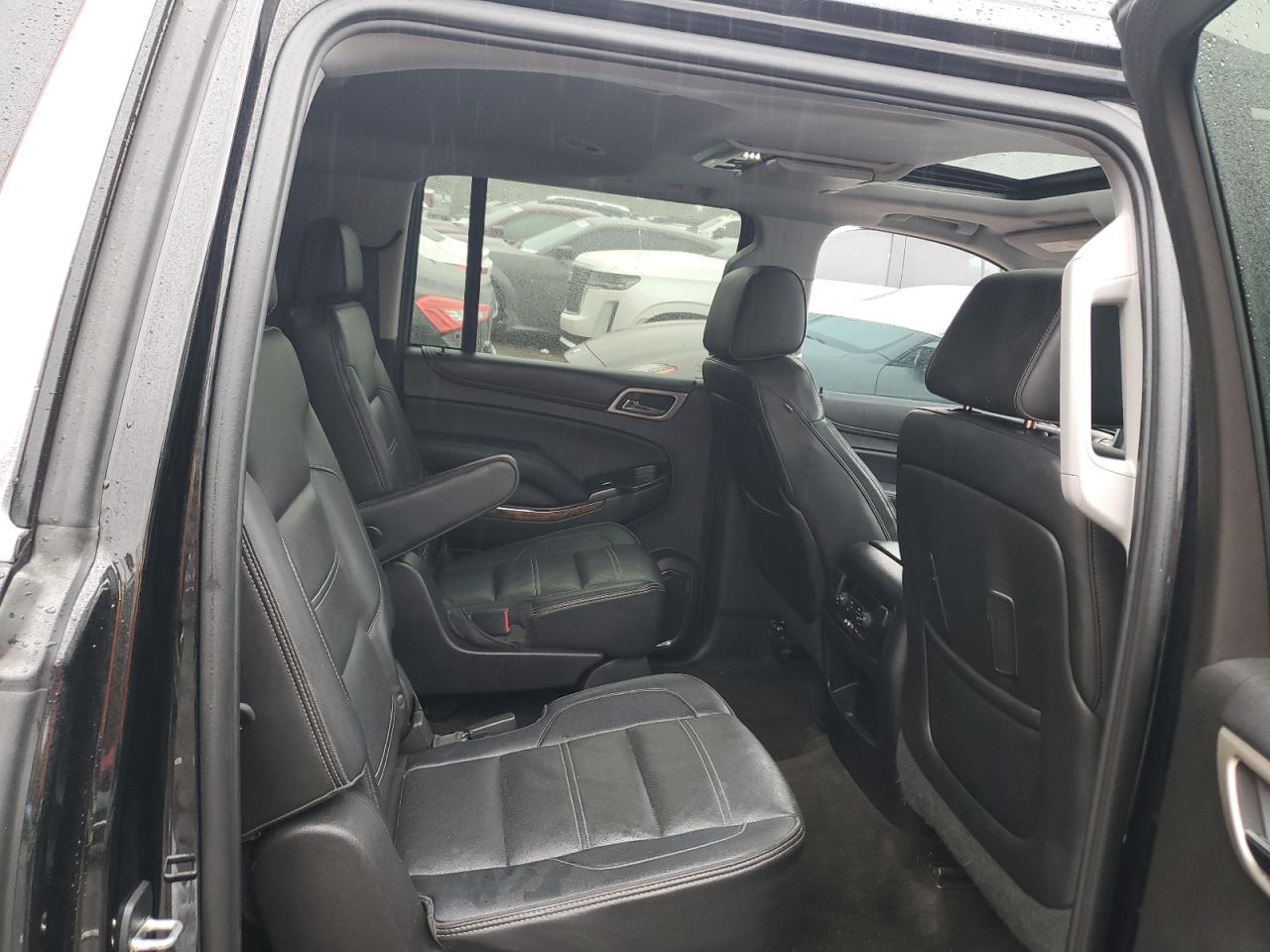 2015 GMC Yukon Xl Denali VIN: 1GKS1JKJ2FR617426 Lot: 90029735