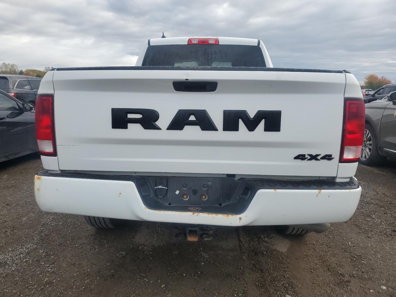 2019 Ram 1500 Classic Tradesman VIN: 1C6RR7FG4KS704386 Lot: 89617125