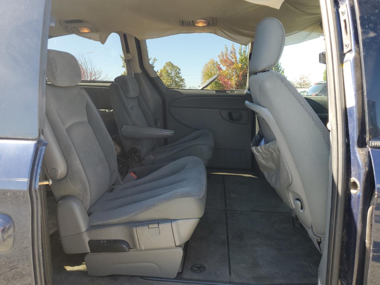 2005 Dodge Grand Caravan Sxt VIN: 2D4GP44L55R438003 Lot: 85586775