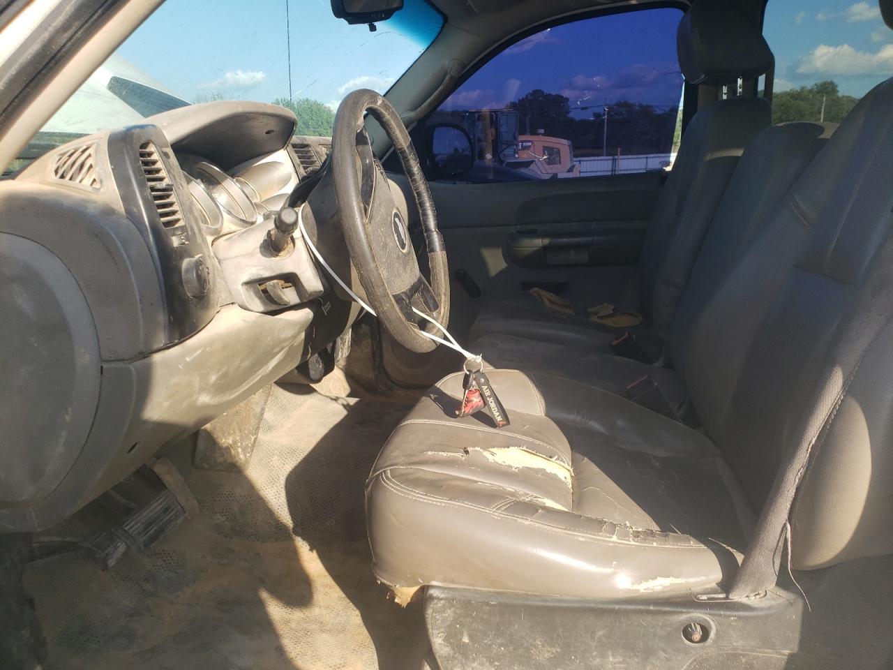 2008 Chevrolet Silverado C2500 Heavy Duty VIN: 1GCHC23K28F150977 Lot: 82216455