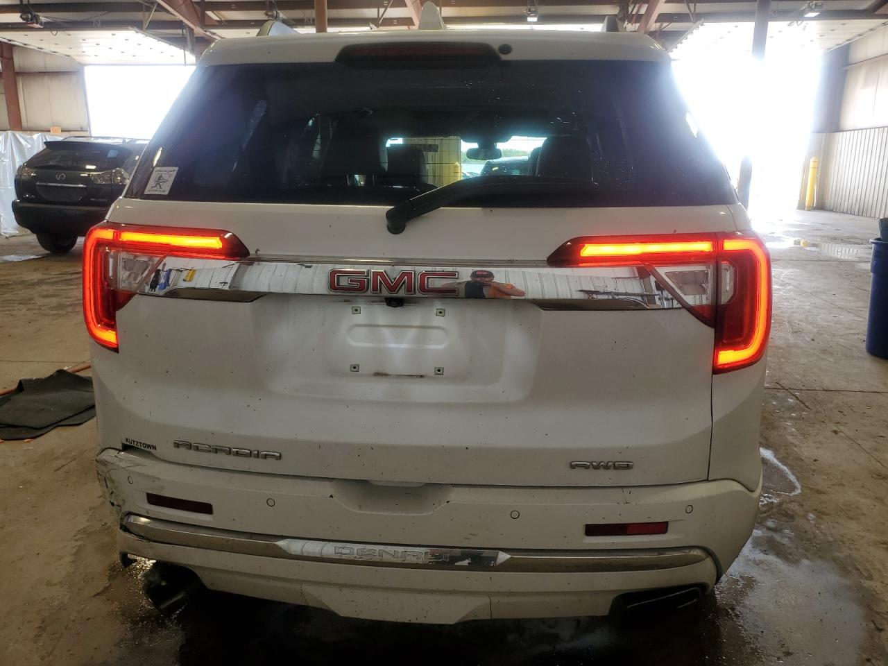 2021 GMC Acadia Denali VIN: 1GKKNXLS5MZ236097 Lot: 84775405