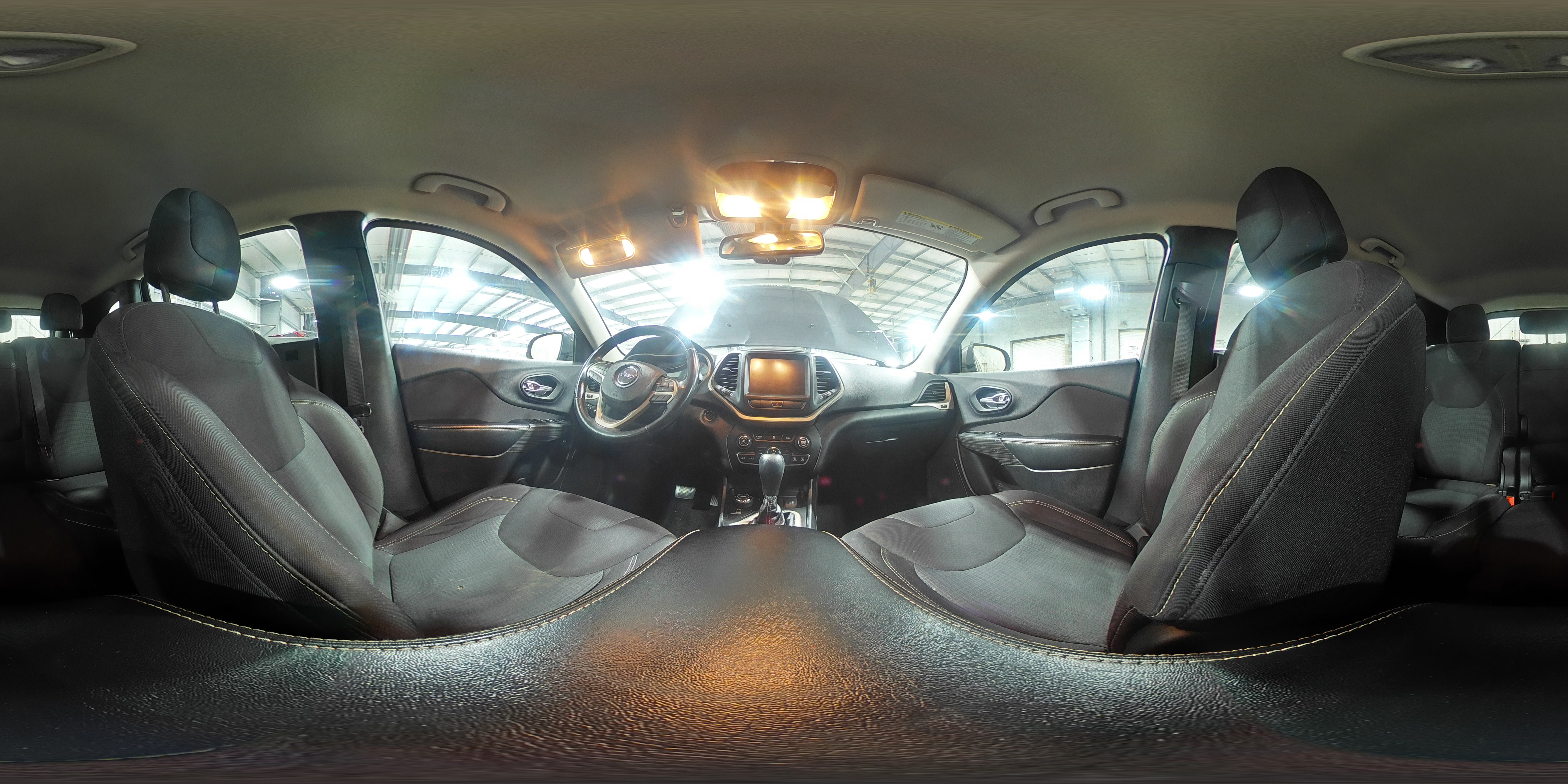 2015 Jeep Cherokee Latitude VIN: 1C4PJMCB5FW545018 Lot: 89917665