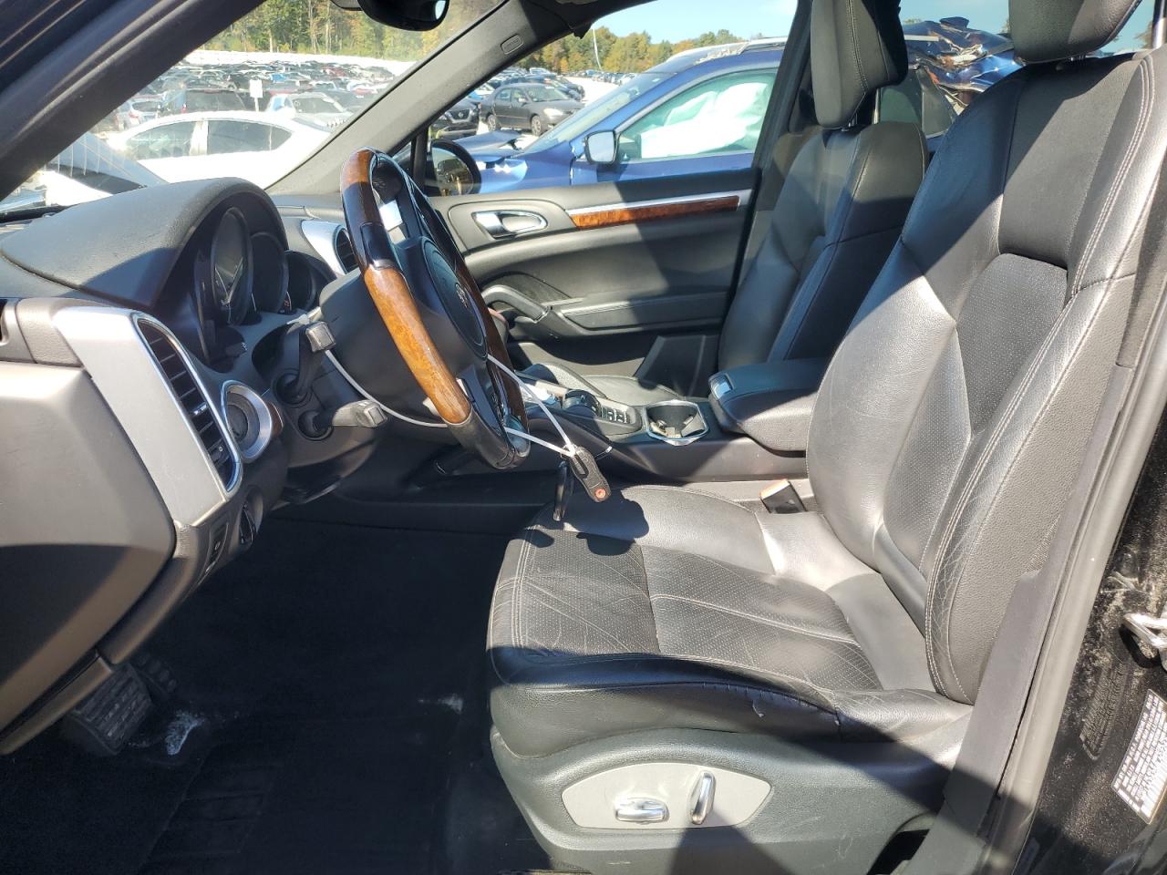 2011 Porsche Cayenne VIN: WP1AA2A25BLA02243 Lot: 81377145