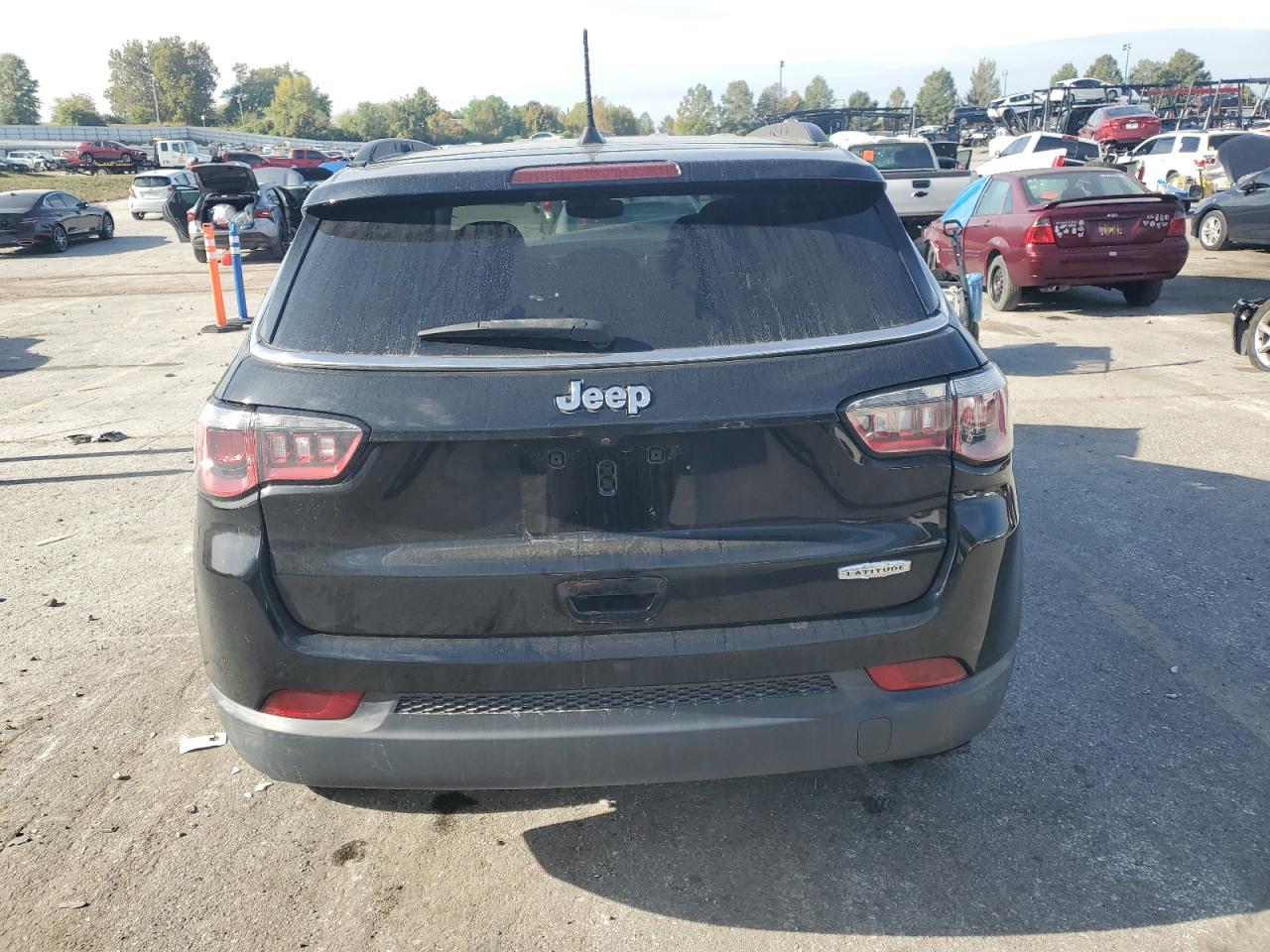 2019 Jeep Compass Latitude VIN: 3C4NJCBB2KT686244 Lot: 89861585