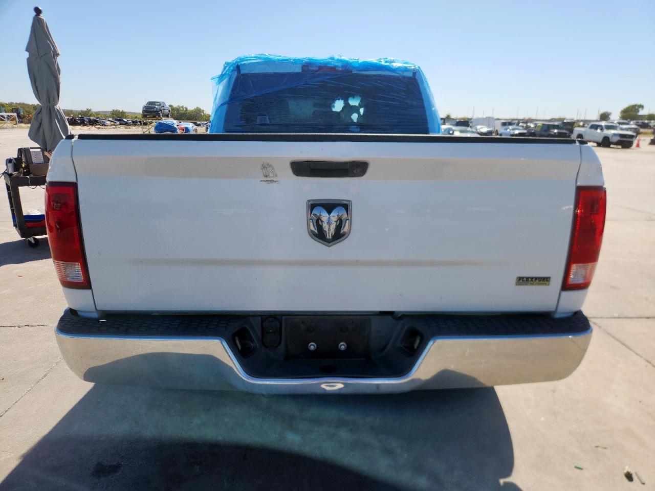 2011 Dodge Ram 1500 VIN: 1D7RB1GP1BS670910 Lot: 89863705