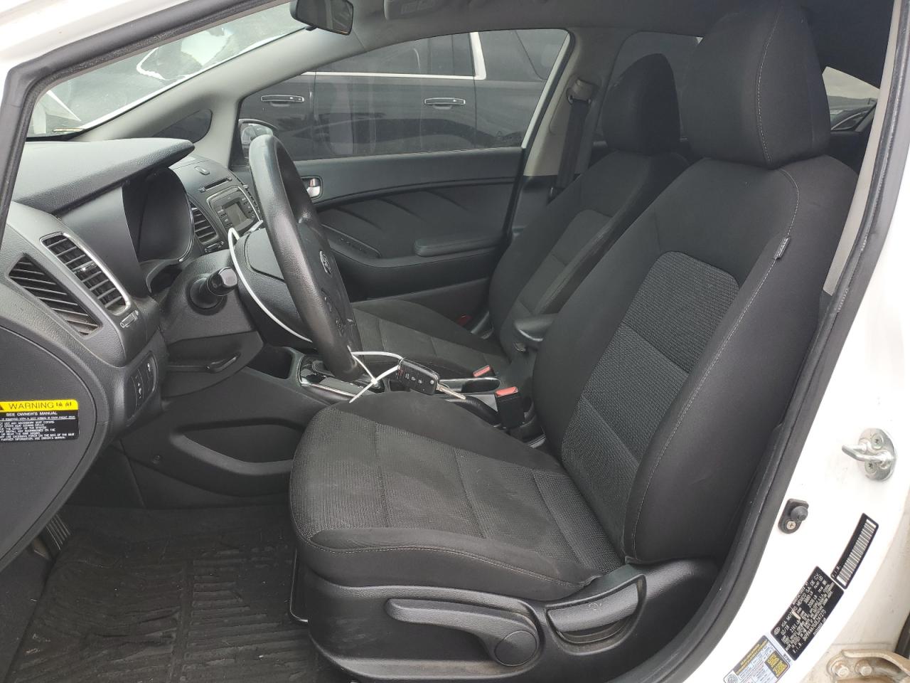 2018 Kia Forte Lx VIN: 3KPFK4A70JE247275 Lot: 82467535