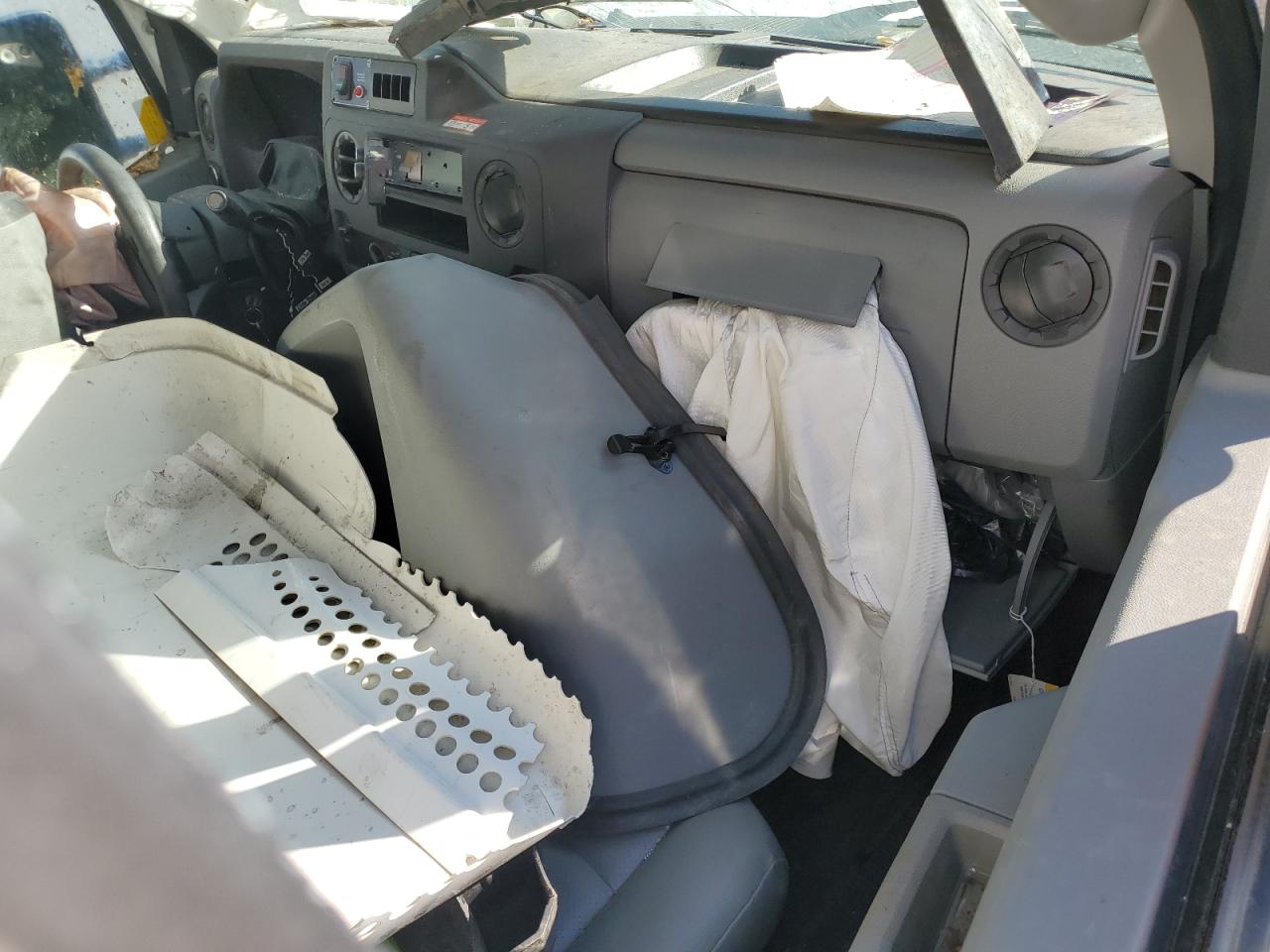 2023 Ford Econoline E350 Super Duty Cutaway Van VIN: 1FDWE3FN1PDD35878 Lot: 94328435