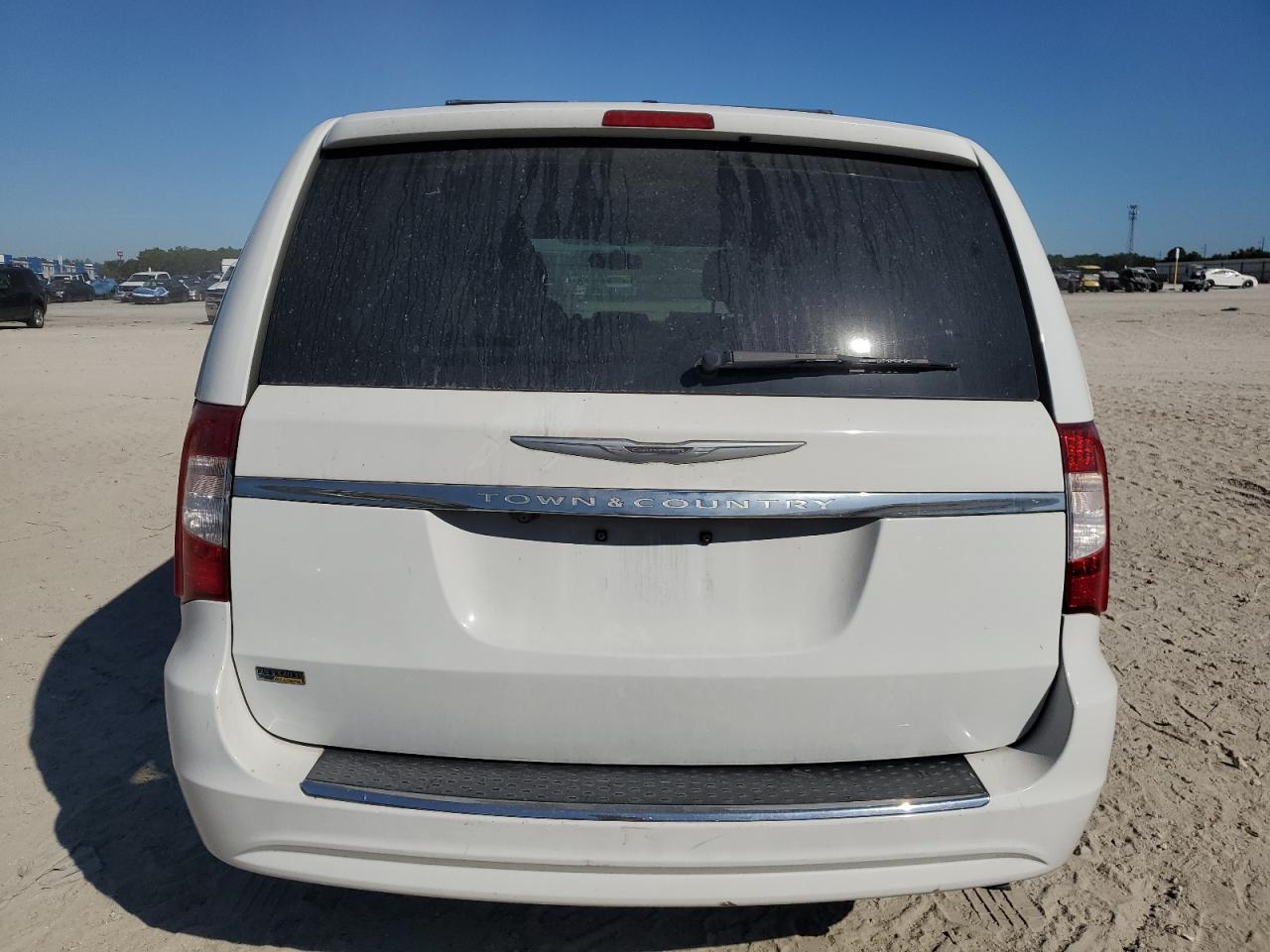 2016 Chrysler Town & Country Touring VIN: 2C4RC1BG7GR301265 Lot: 89856455